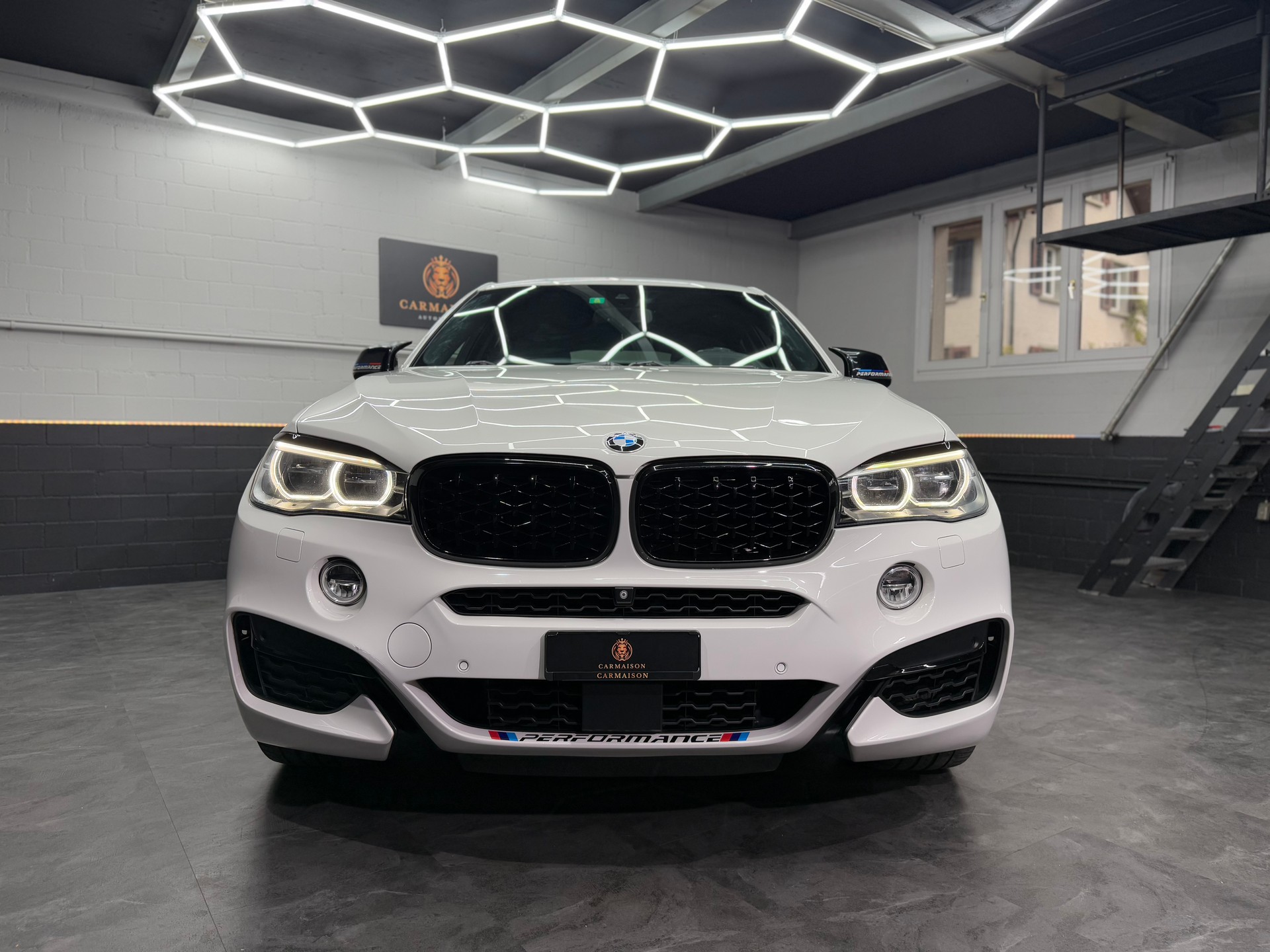BMW X6 M50d Steptronic-showroom-element-1