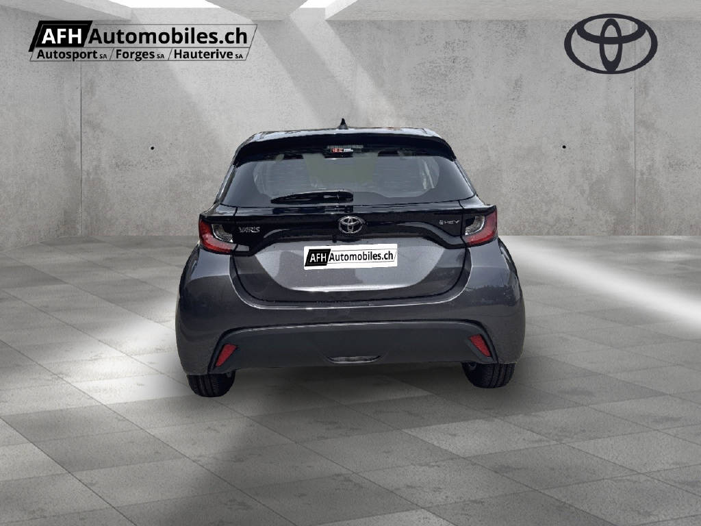 TOYOTA Yaris 1.5 VVT-i HSD Comfort-showroom-element-3