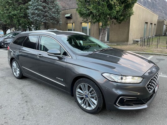 FORD Mondeo 2.0 HEV Vignale