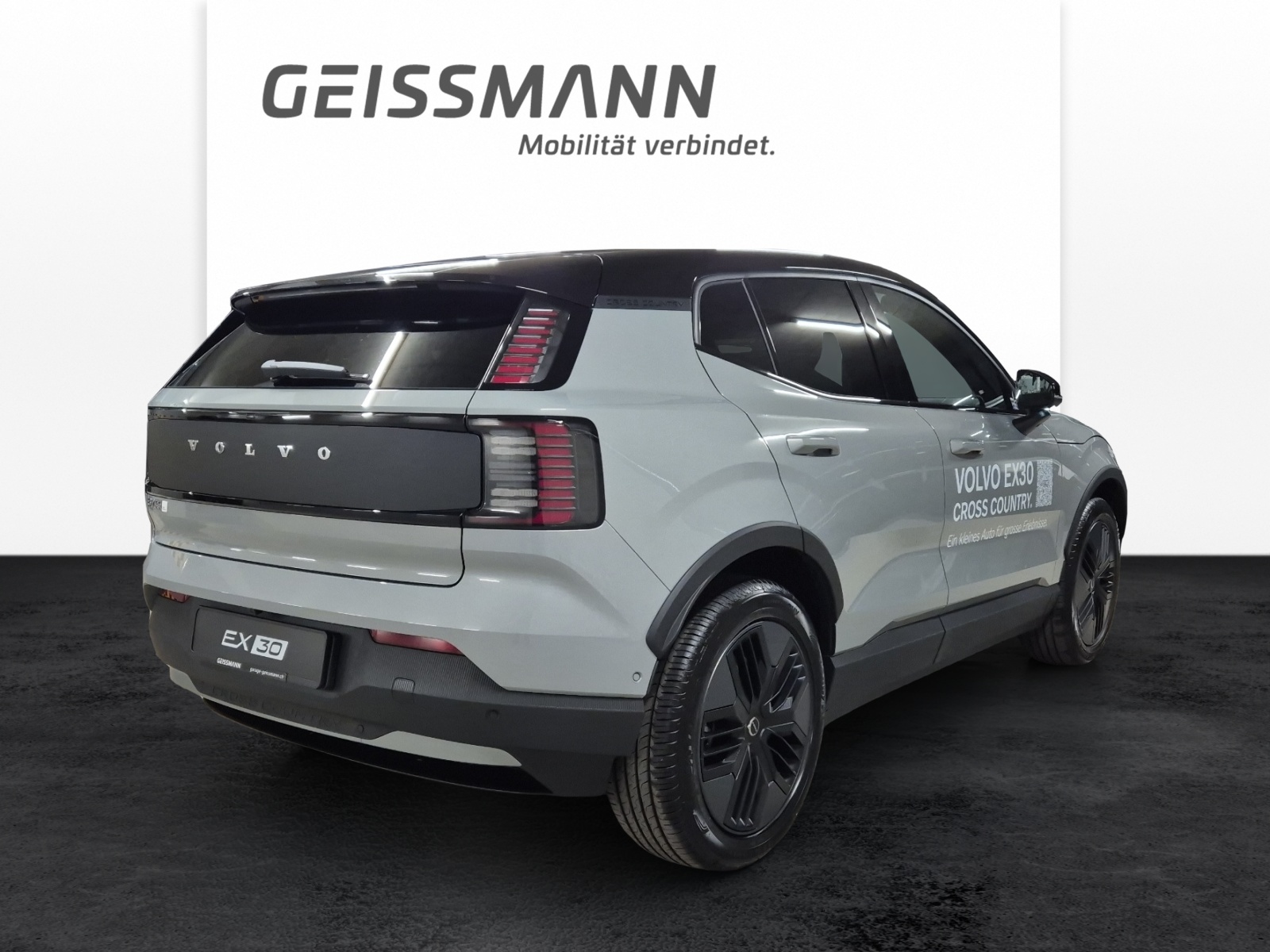 VOLVO EX 30 E60 Twin Ultra Performance AWD-image-4