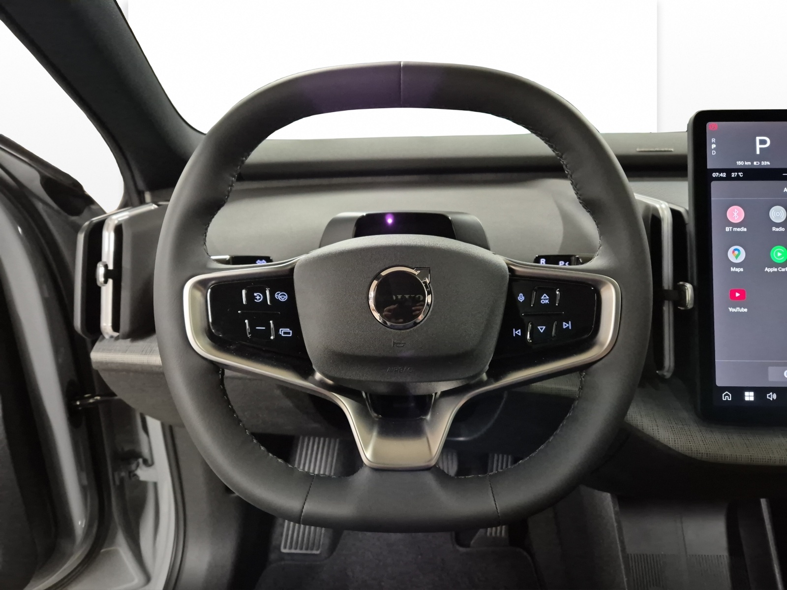 VOLVO EX 30 E60 Twin Ultra Performance AWD-image-10