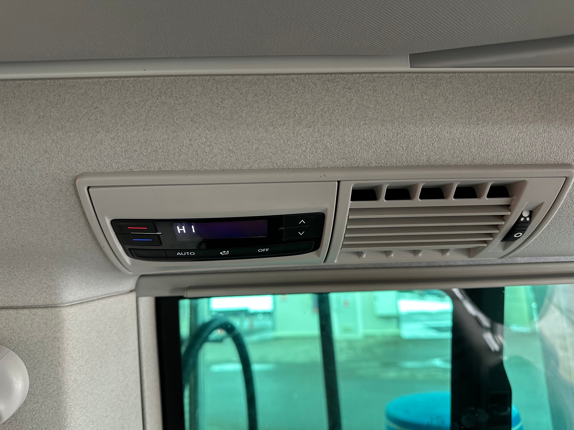 VW T6.1 California OCEAN 2.0 Bi-TDI Bully DSG-image-13