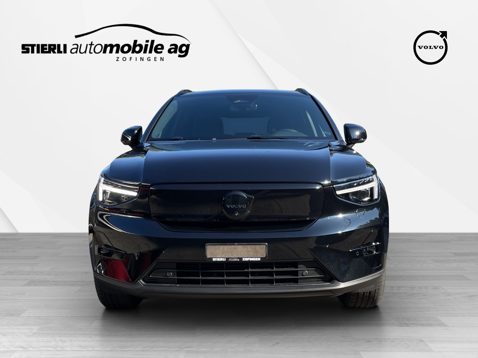 VOLVO EX40 XCENTRIC Black Edition AWD-showroom-element-1