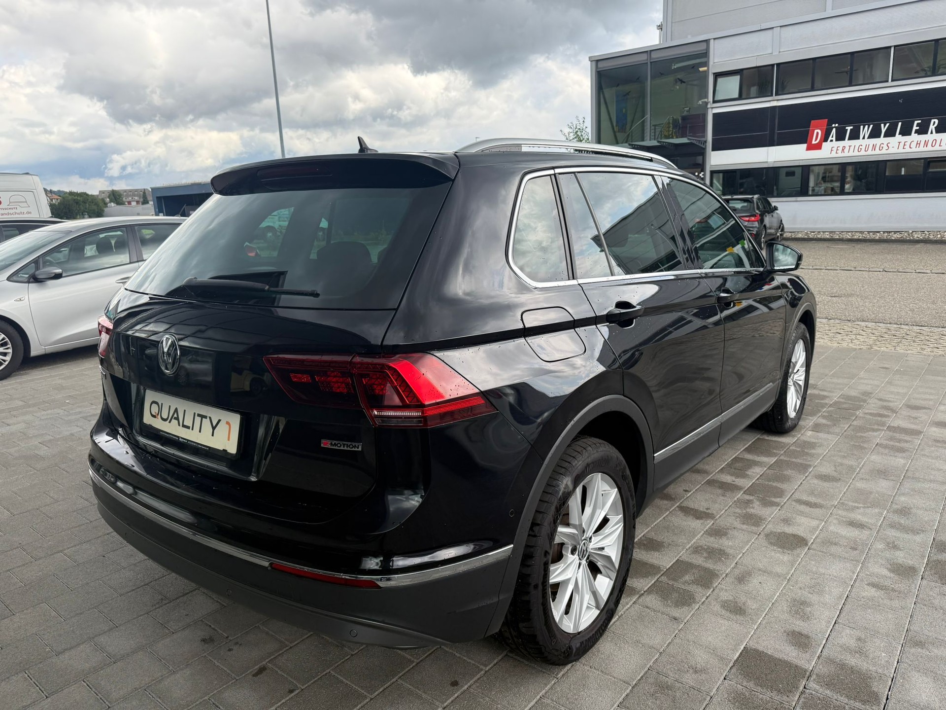 VW Tiguan 2.0 TDI SCR Highline4Motion DSG-showroom-element-3