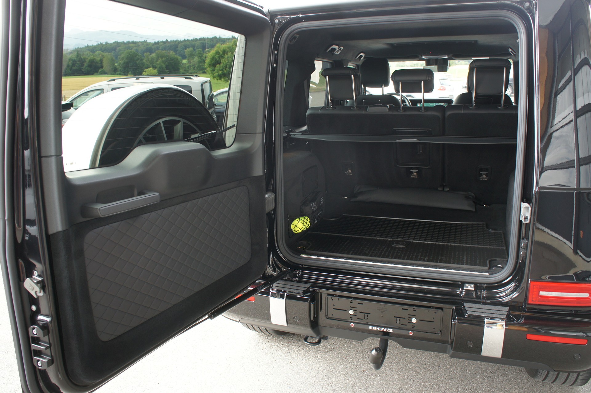 MERCEDES-BENZ G 500 AMG Line 9G-Tronic-image-11