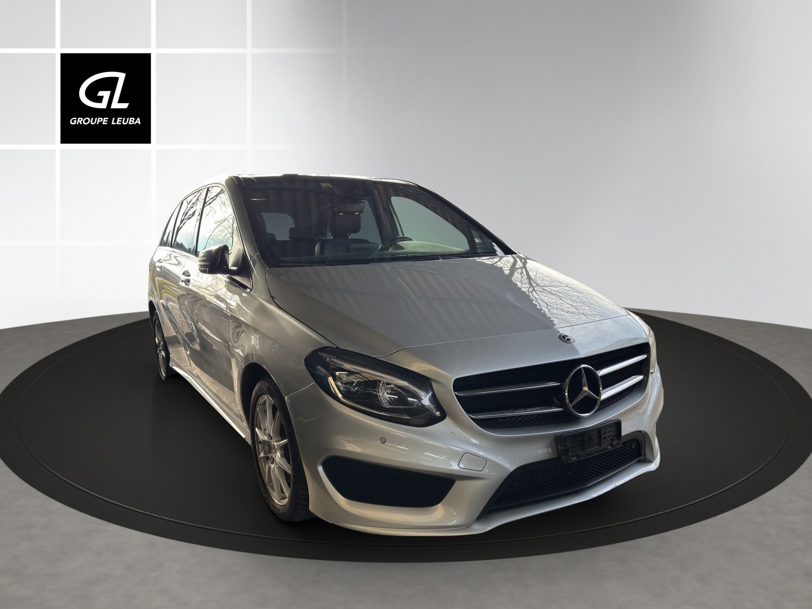 Photo MERCEDES-BENZ B-220 B 220 AMG Line 4Matic 7G-DCT