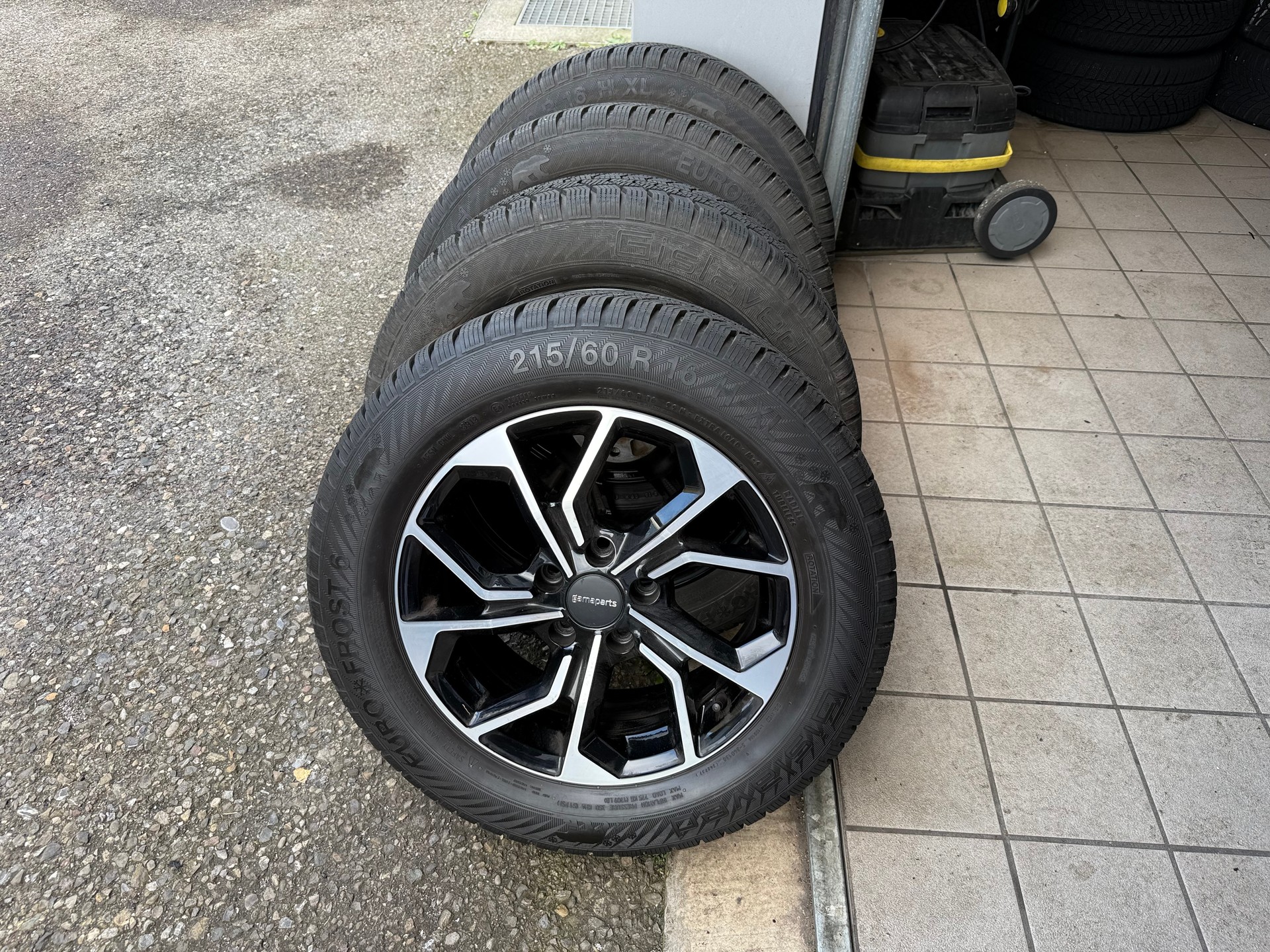 VW T-Roc 1.5 TSI EVO R-Line DSGNur bei Garage Zöllig - Finanzierung OHNE Zins möglich 4 JAHRE WERKSGARANTIE-image-20