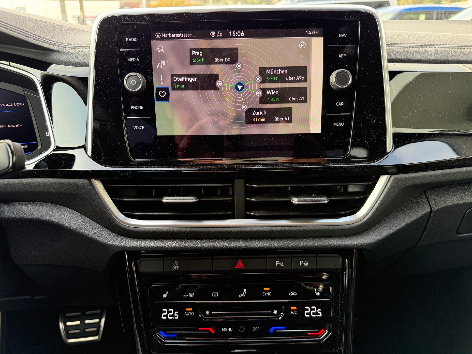 VW T-Roc 1.5 TSI EVO R-Line DSGNur bei Garage Zöllig - Finanzierung OHNE Zins möglich 4 JAHRE WERKSGARANTIE-image-13