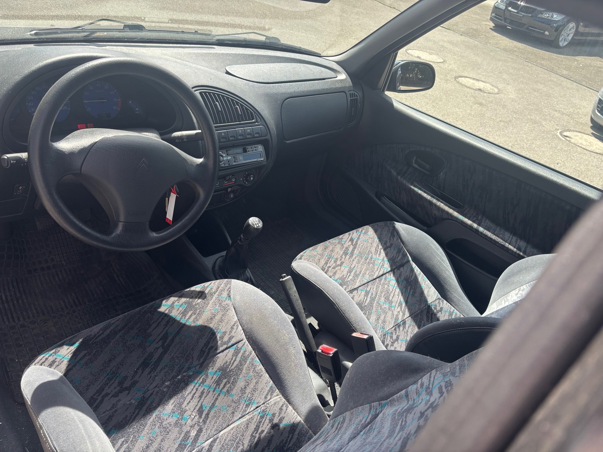 CITROEN Saxo 1.6i 16V VTS Black-image-3