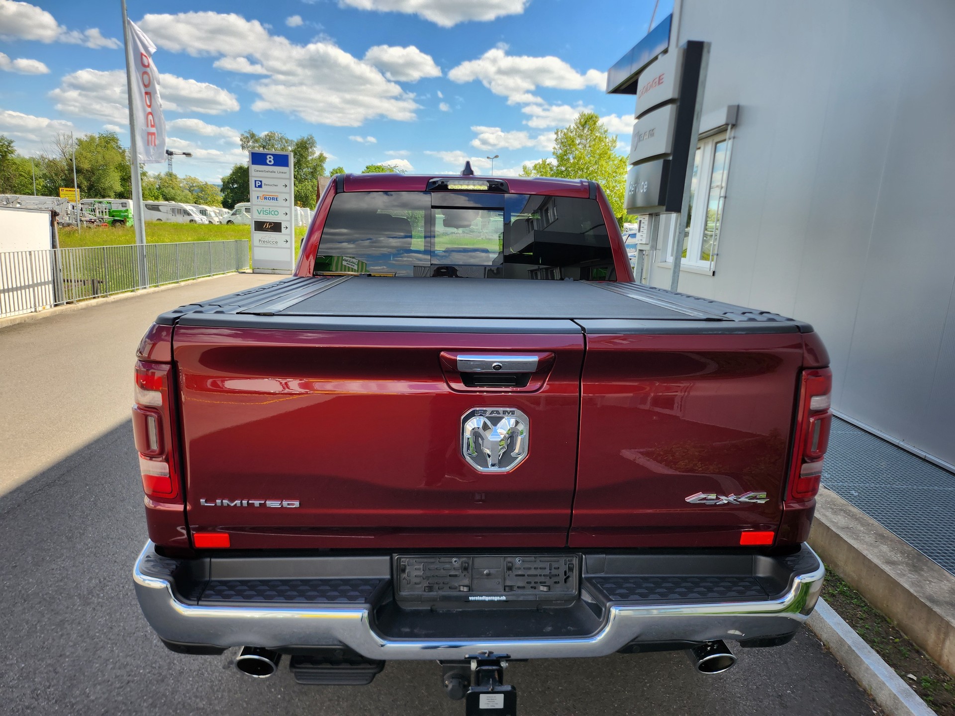 DODGE Ram 1500 5.7 V8 4x4 Crew Cab Limited Etorque-showroom-element-3
