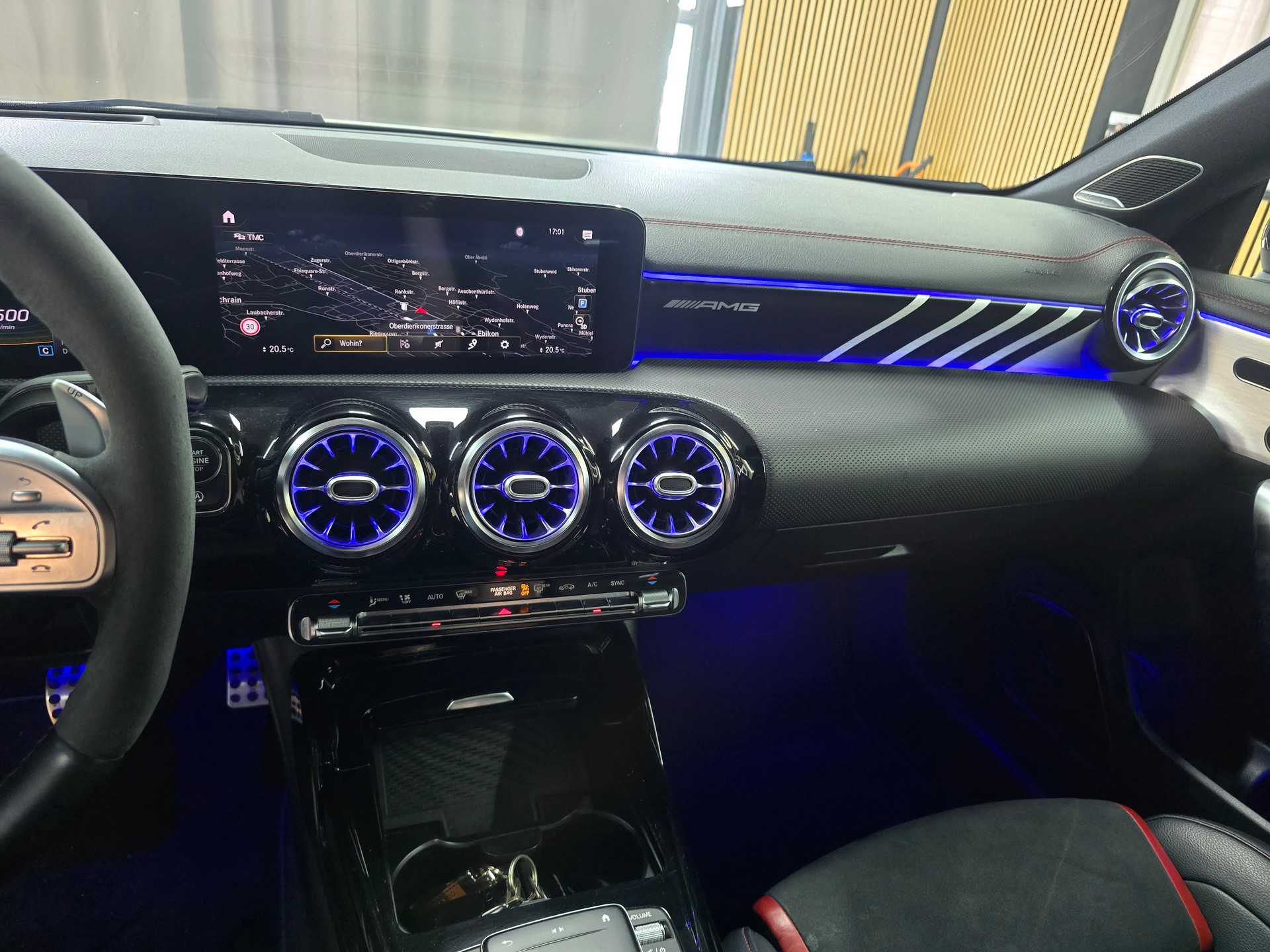 MERCEDES-BENZ CLA 45 S AMG 4Matic+ 8G-DCT-image-13
