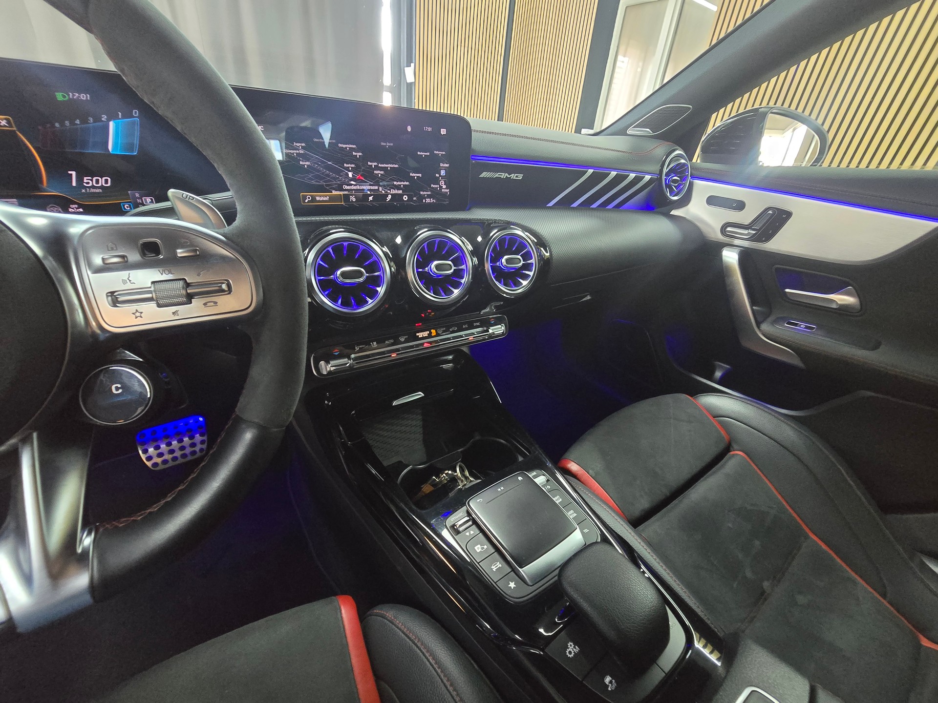 MERCEDES-BENZ CLA 45 S AMG 4Matic+ 8G-DCT-image-12