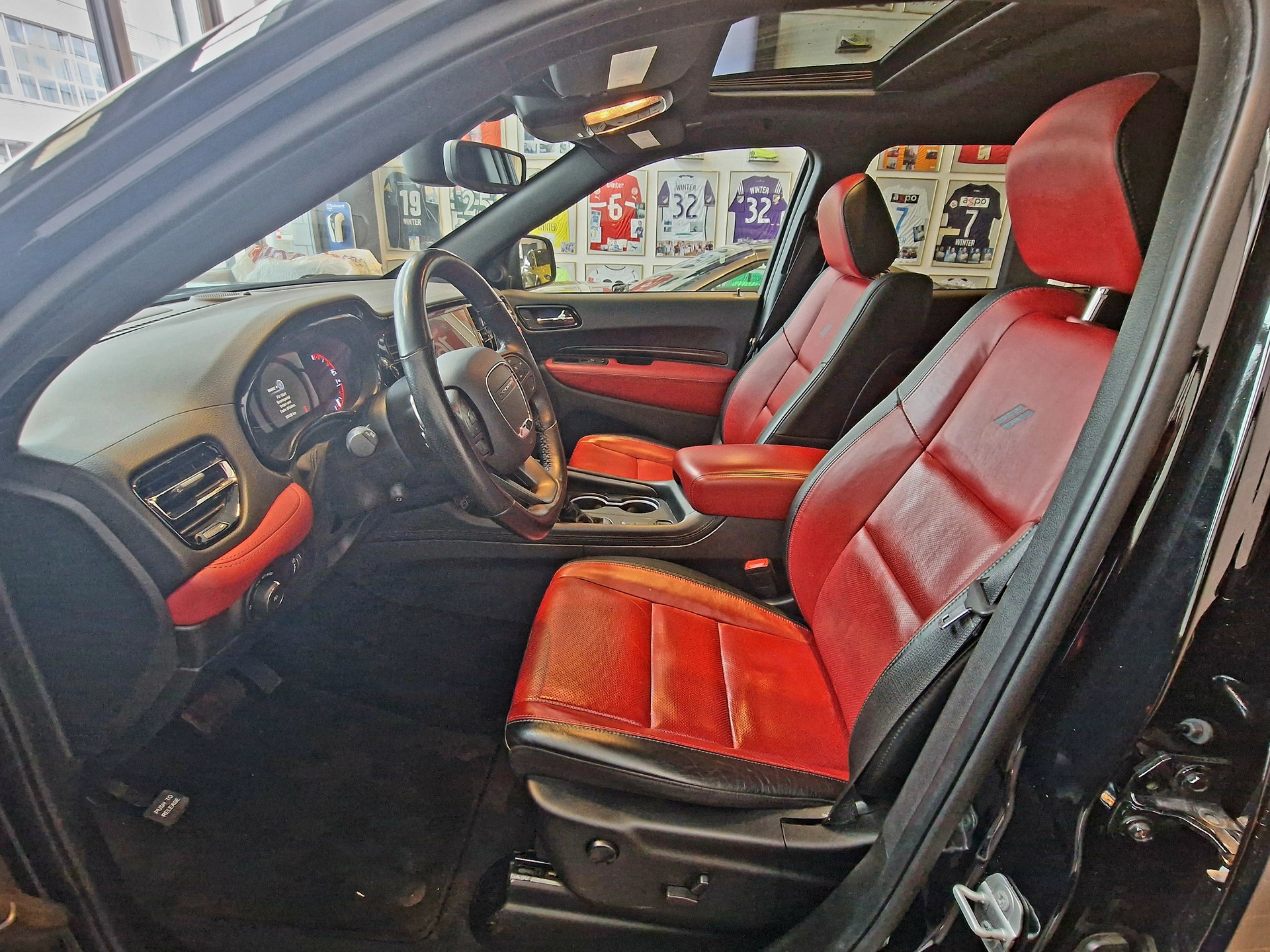 DODGE Durango-image-10