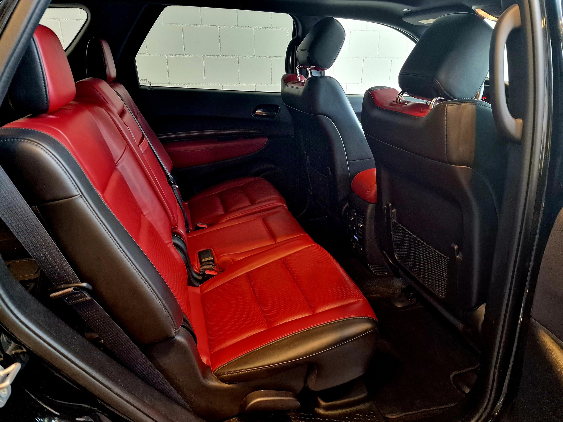 DODGE Durango-image-17