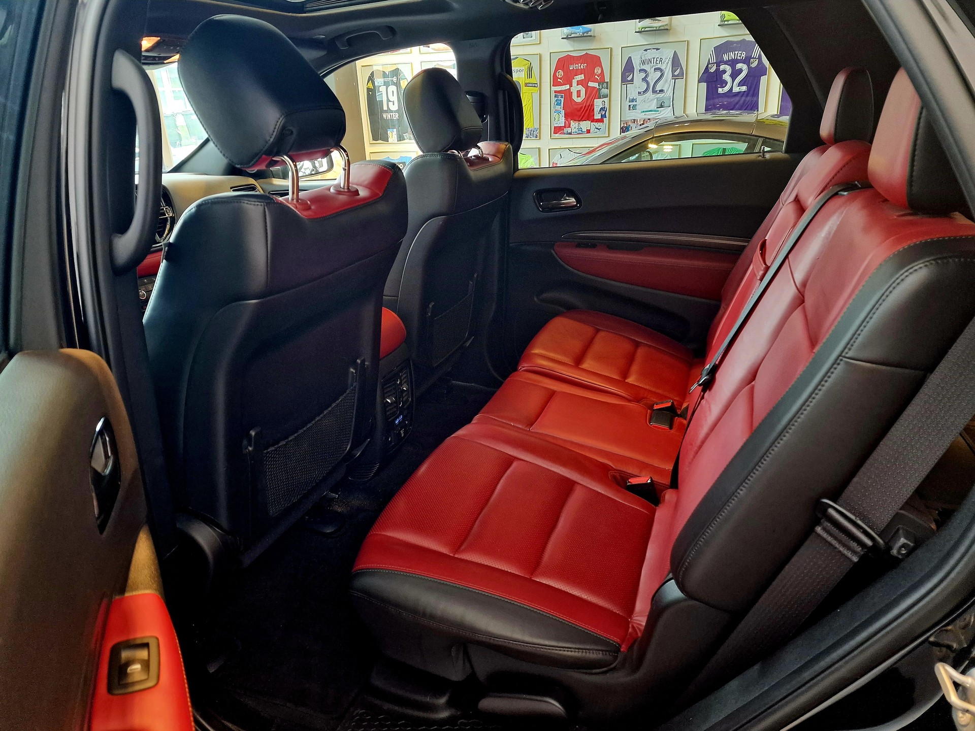 DODGE Durango-image-15