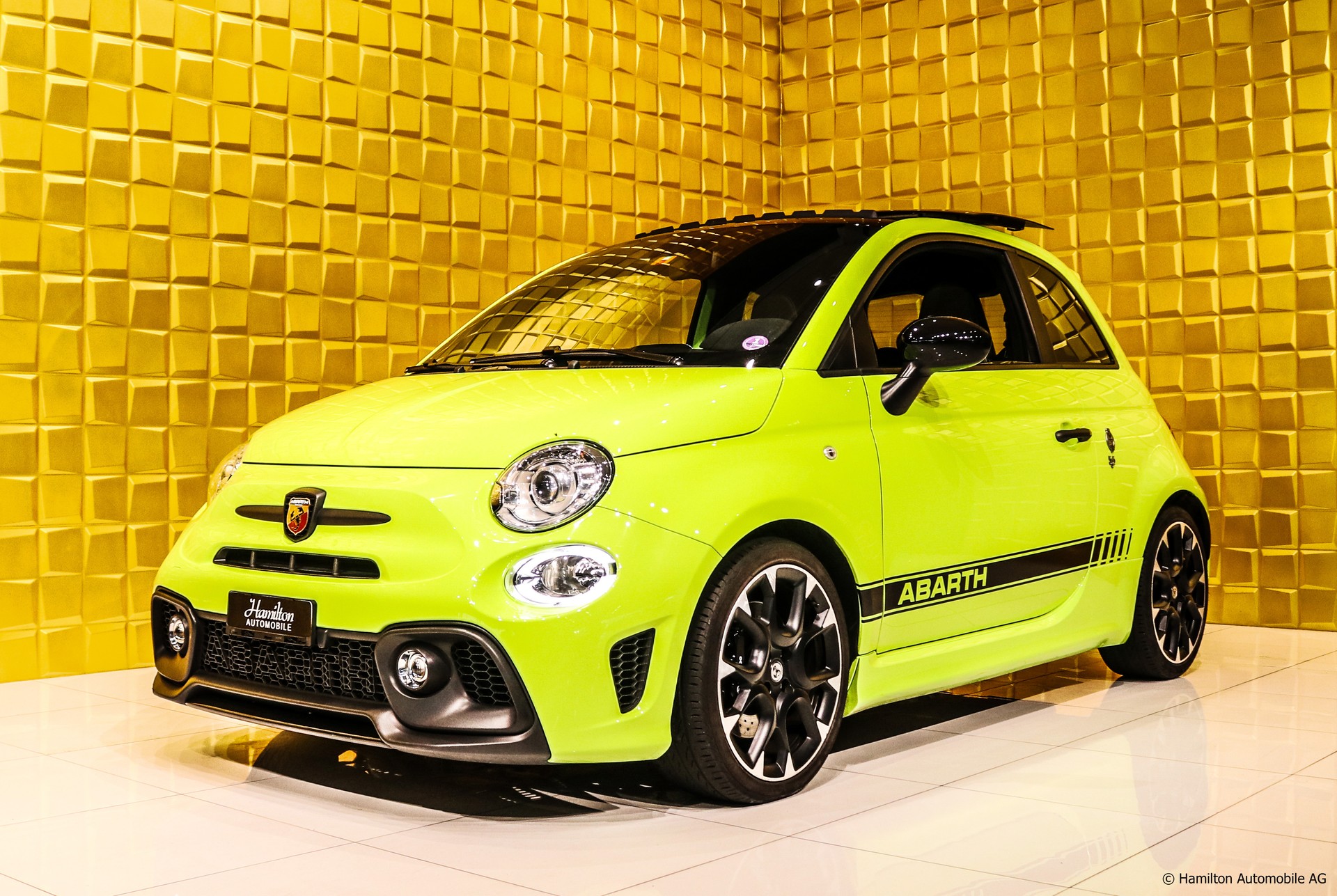 FIAT 595 Abarth Turbo Competizione Dualogic 70th Anni. AKRAPOVIC-showroom-element-3