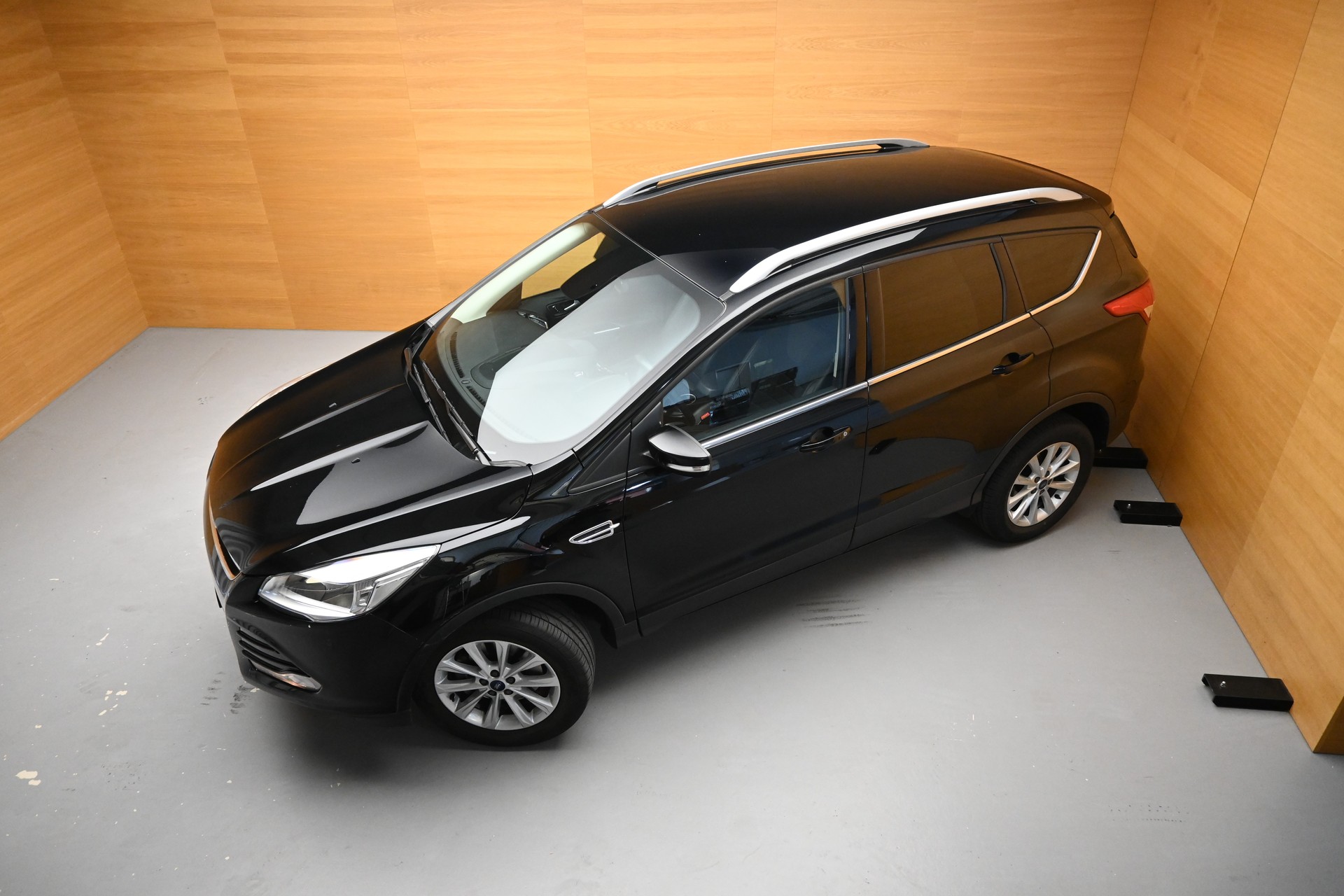 FORD Kuga 2.0 TDCi Titanium S 4WD PowerShift-showroom-element-1