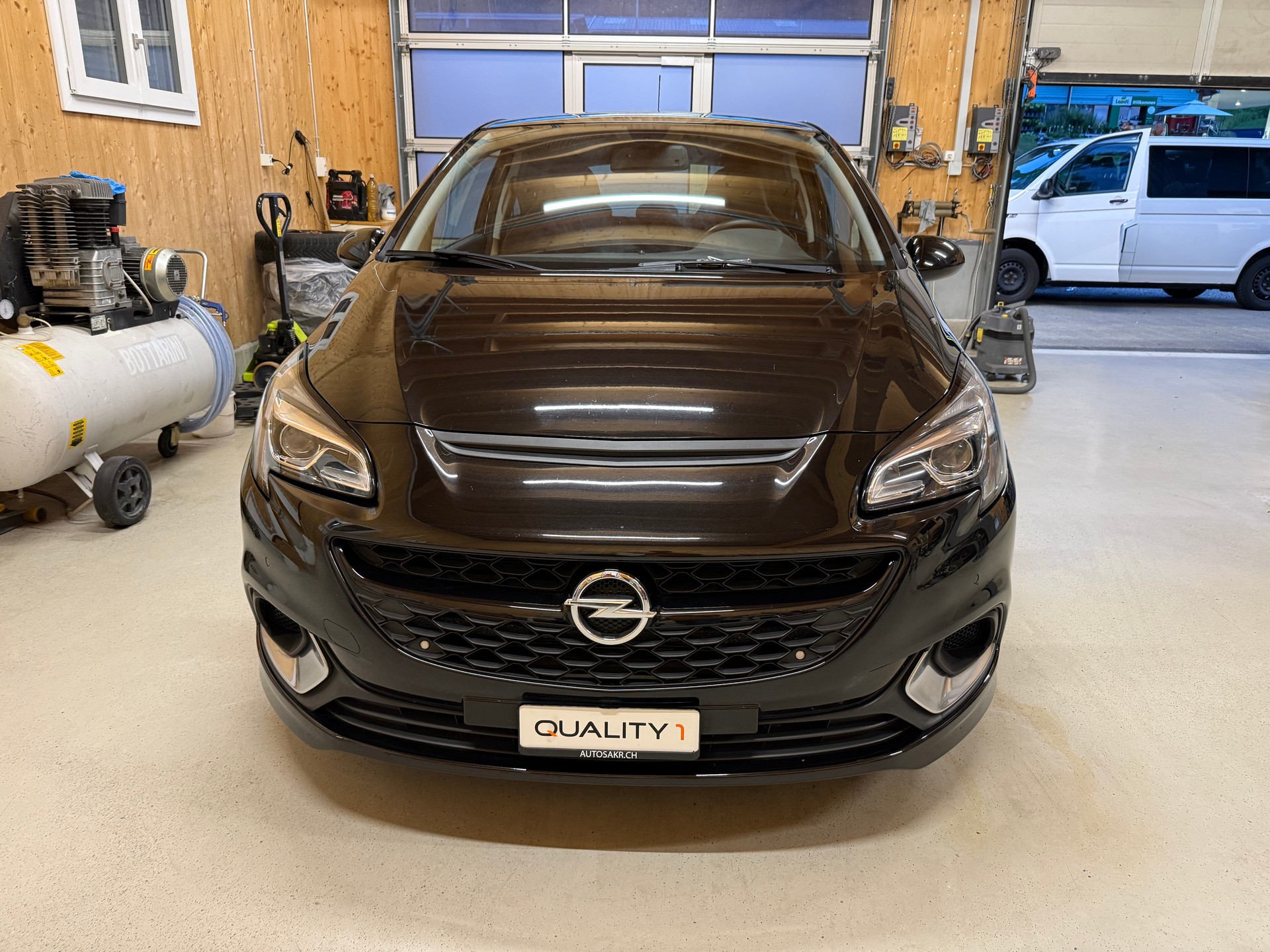 OPEL Corsa 1.6 Turbo OPC-showroom-element-1
