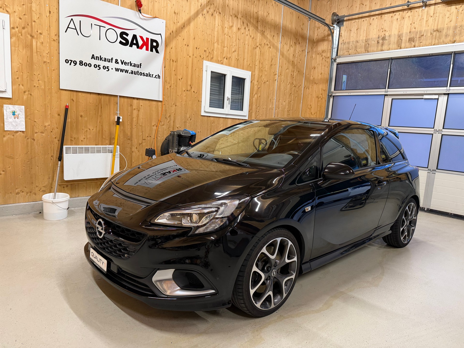 OPEL Corsa 1.6 Turbo OPC