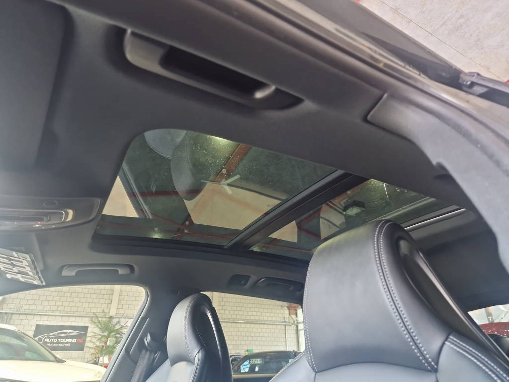 AUDI S4 Avant 3.0 V6 TFSI quattro S-Tronic-image-15