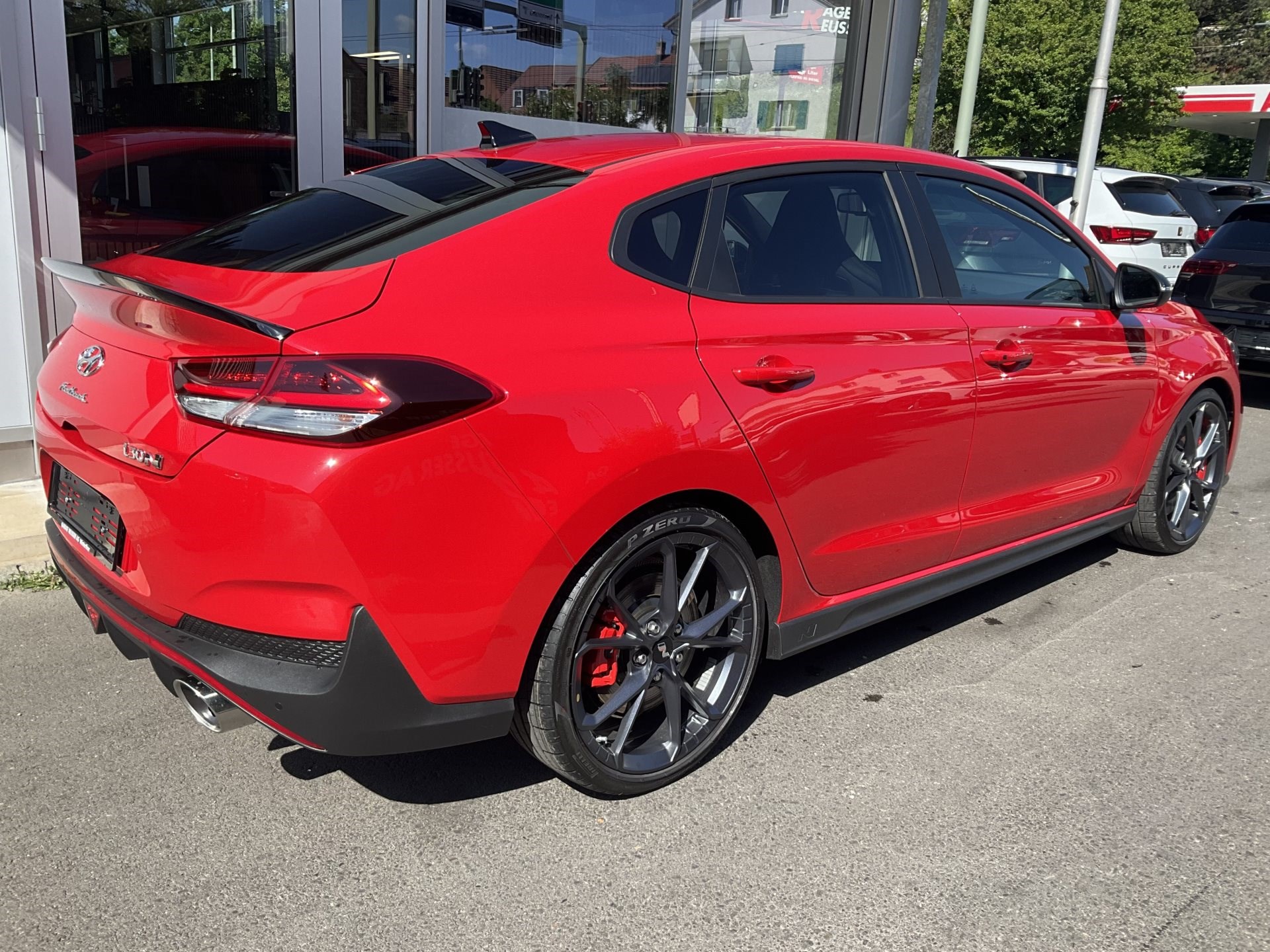 HYUNDAI i30 Fastback N PERFORMANCE *** N-SCHALENSITZE & NEUWAGEN OHNE PROBEFARTEN ***-showroom-element-3