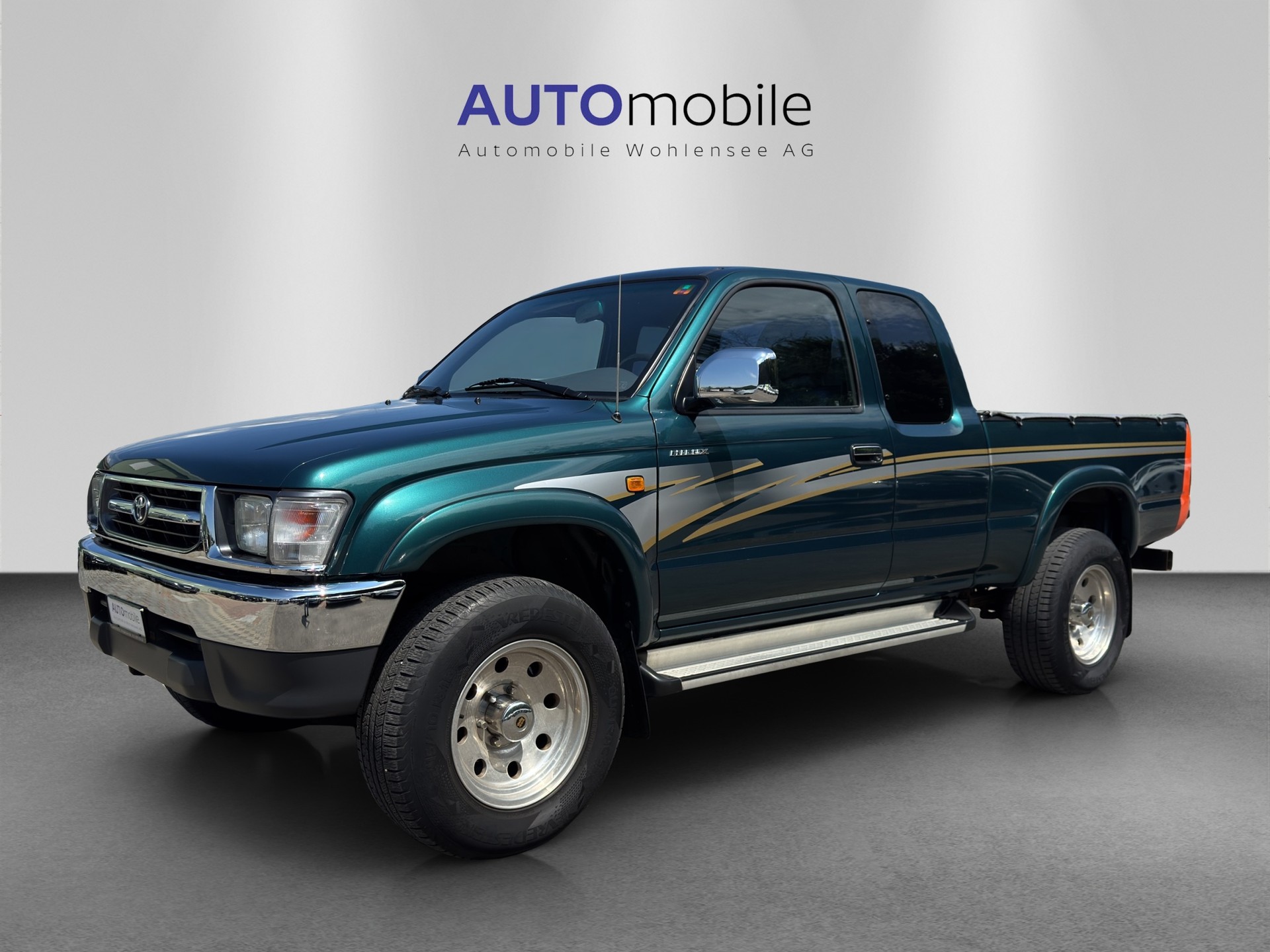 TOYOTA Hilux RZN 173 X-TRA Cab SR5-showroom-element-1