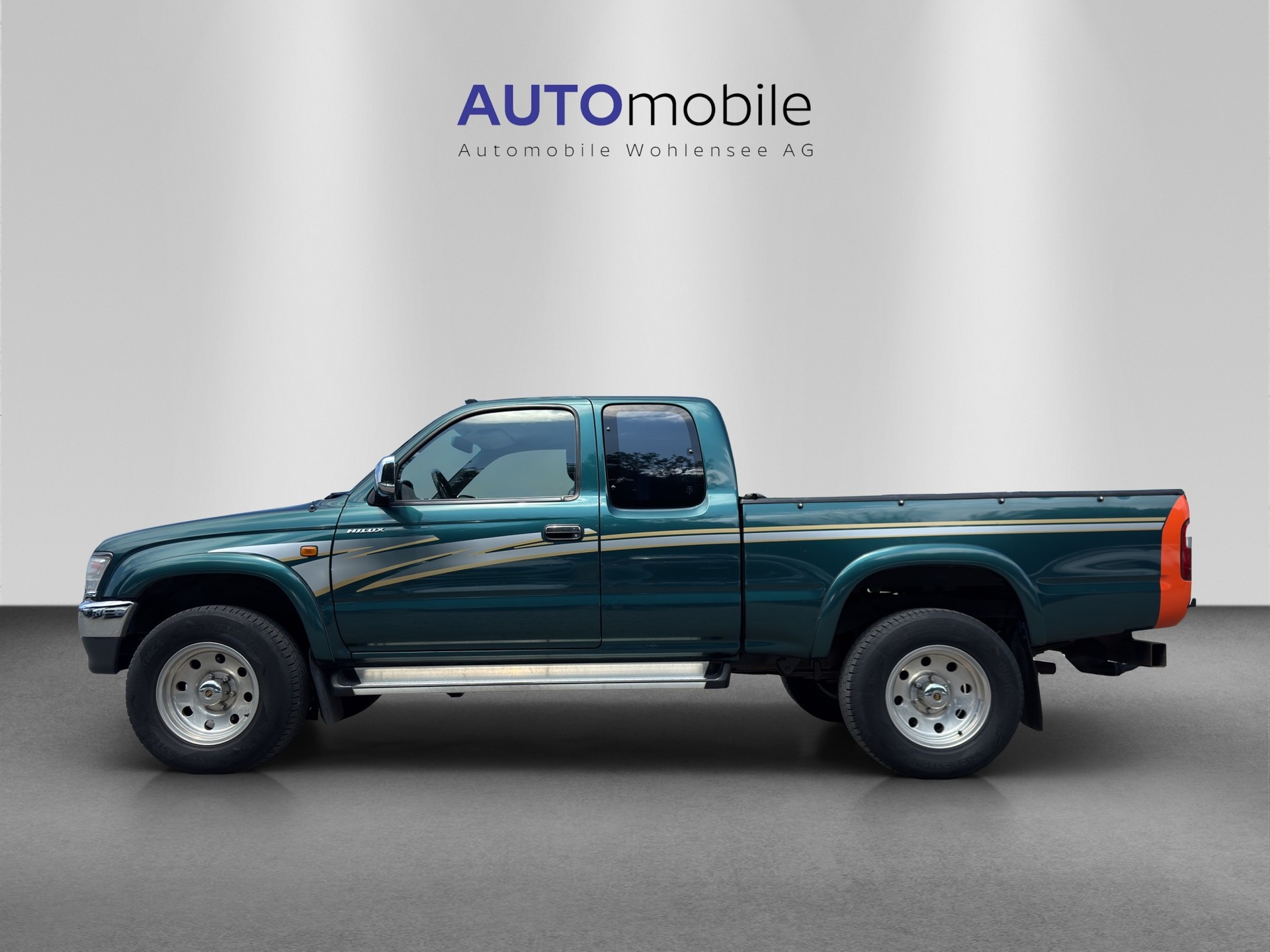 TOYOTA Hilux RZN 173 X-TRA Cab SR5