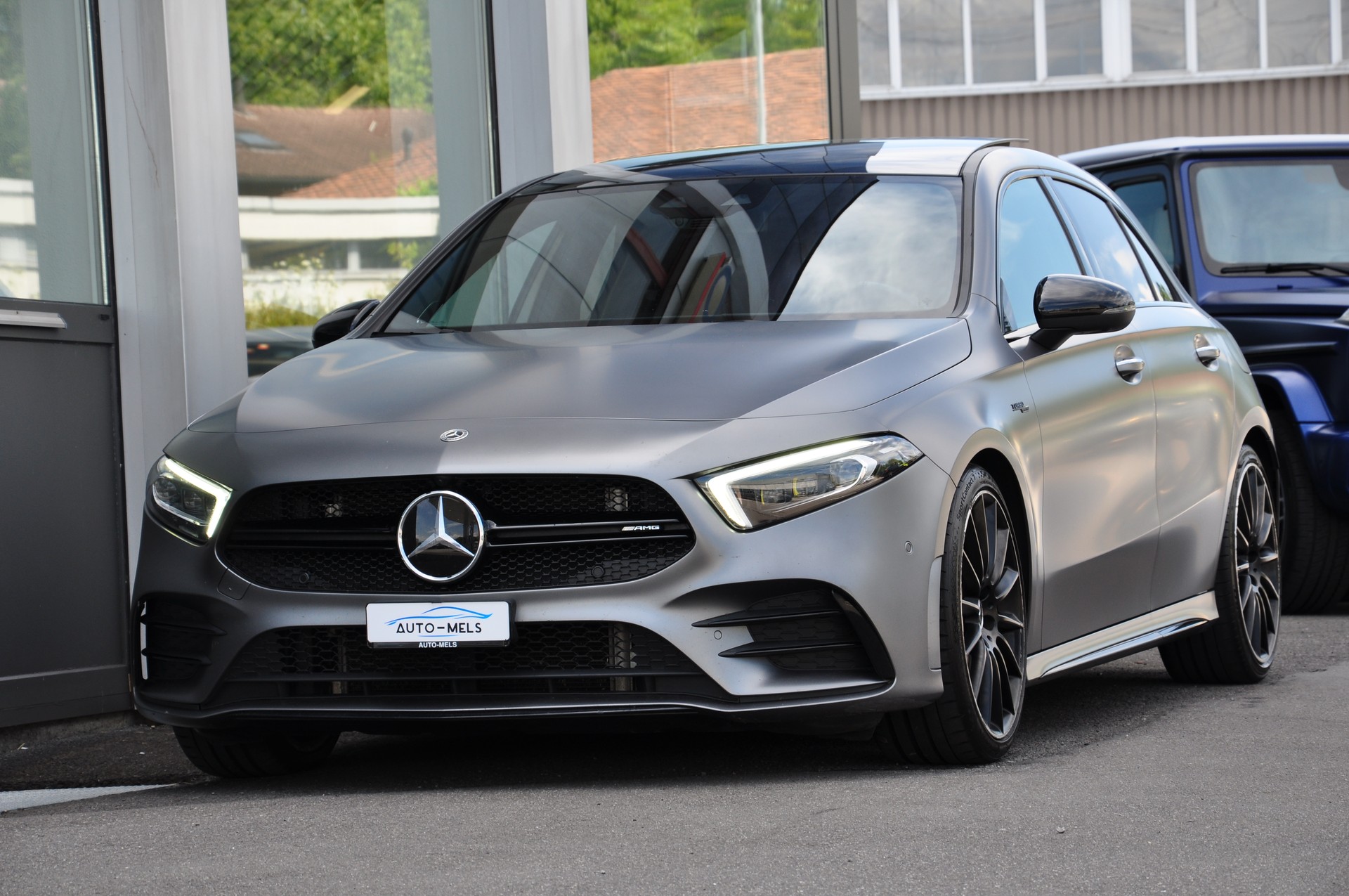 MERCEDES-BENZ A 35 AMG 4Matic Speedshift-showroom-element-1
