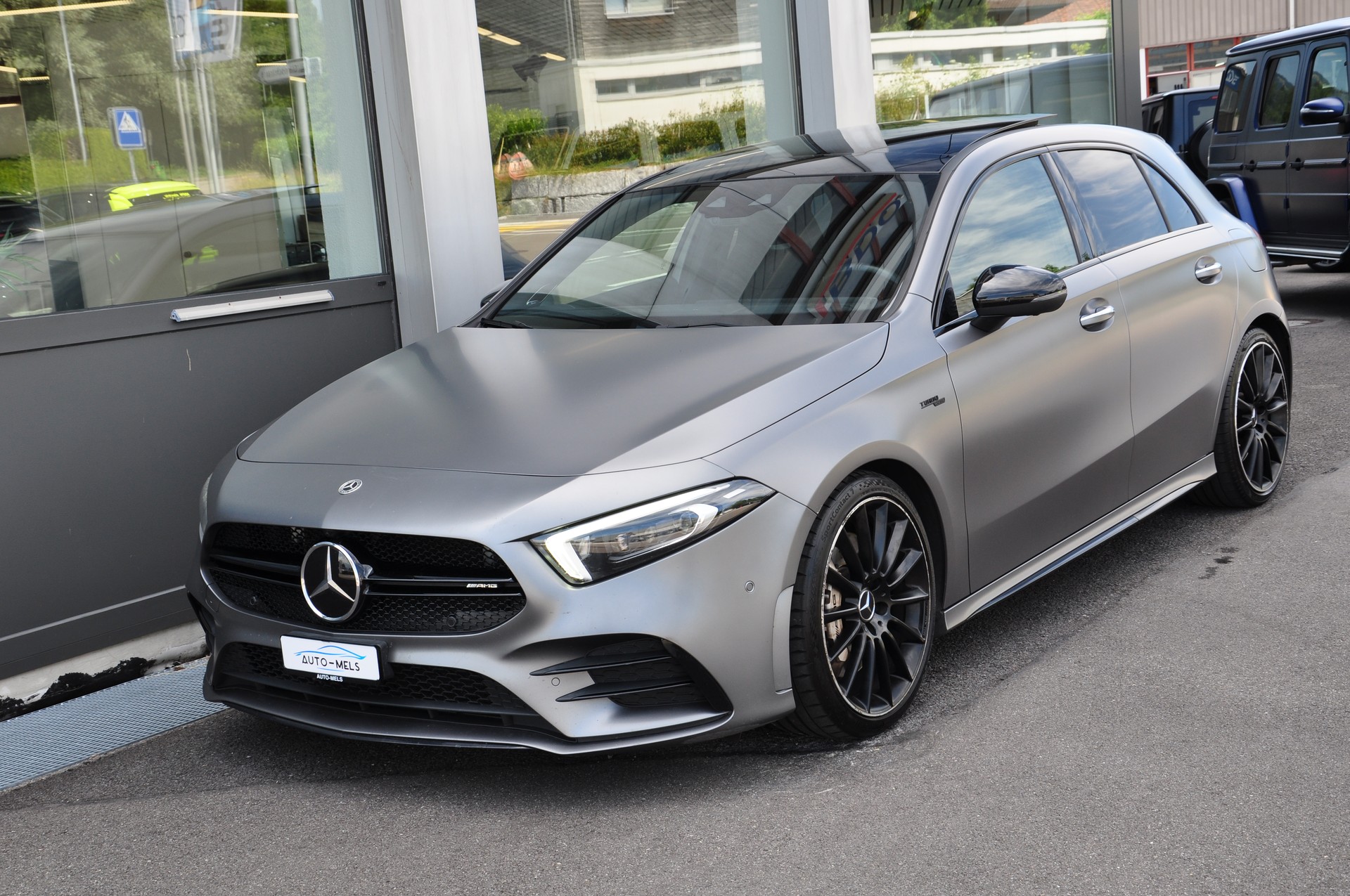 MERCEDES-BENZ A 35 AMG 4Matic Speedshift-showroom-element-3