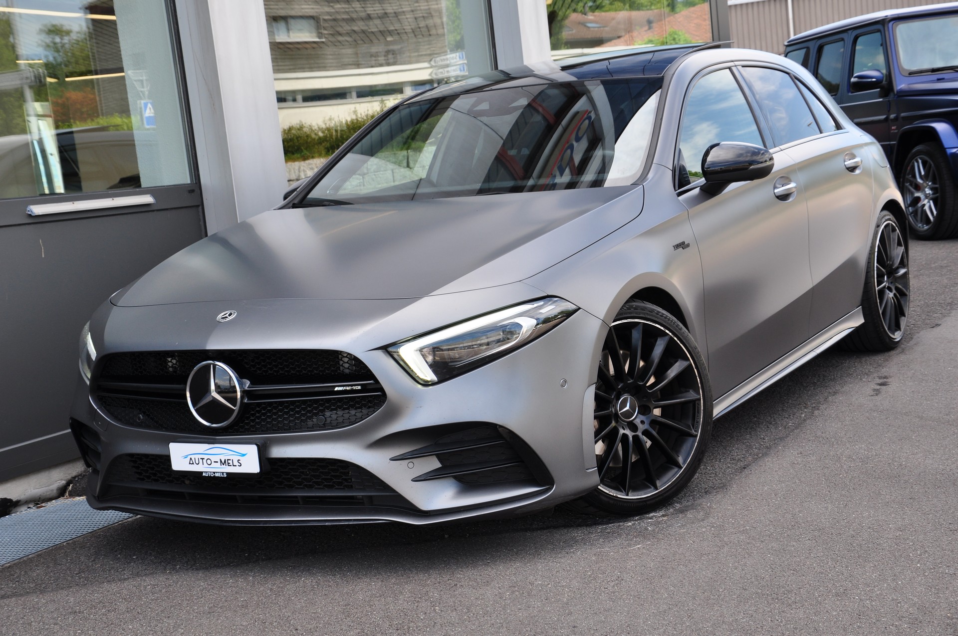 MERCEDES-BENZ A 35 AMG 4Matic Speedshift-showroom-element-2