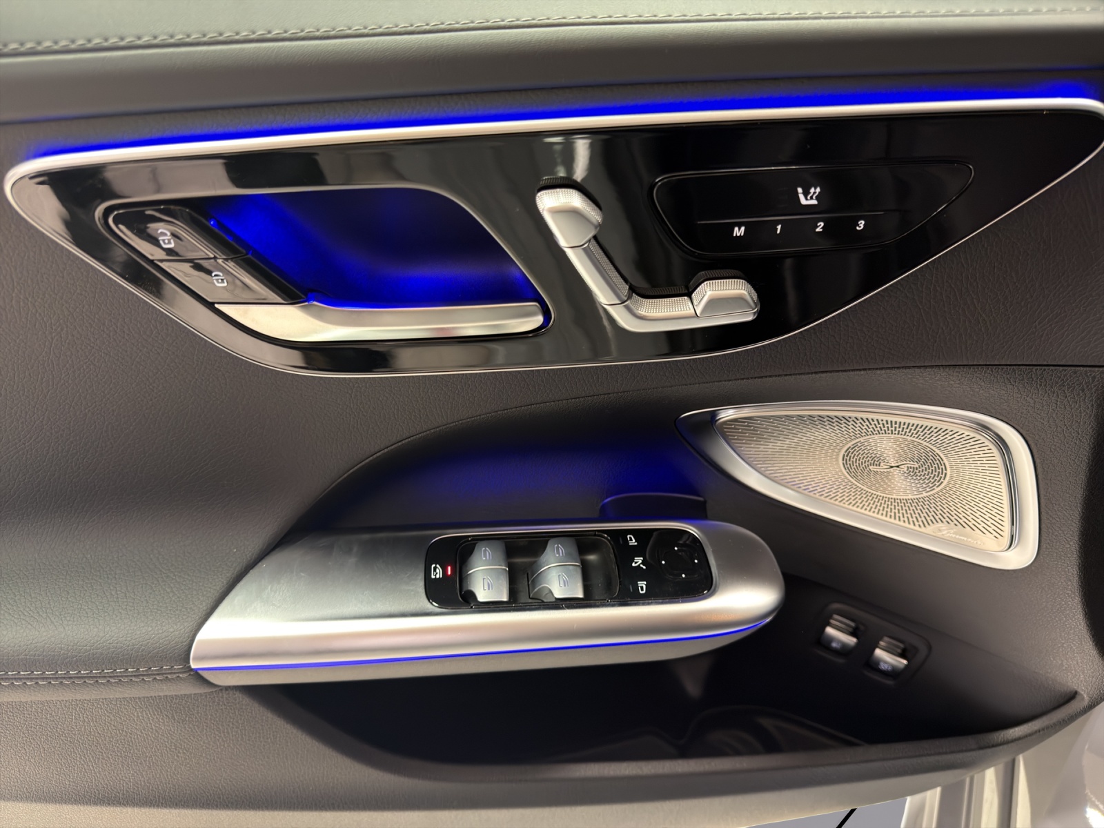 Image MERCEDES-BENZ C-300 C 300e EQ Hybrid