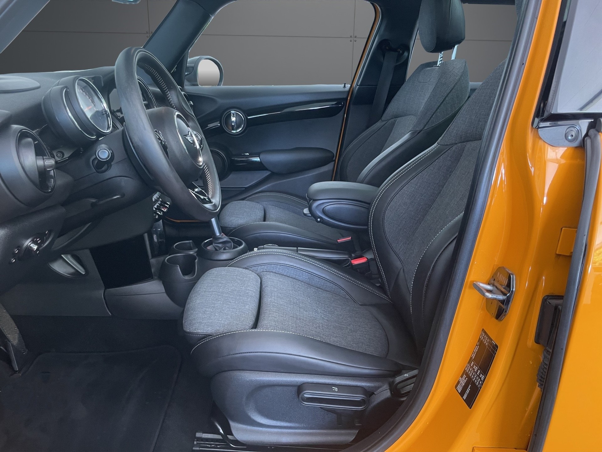 MINI Cooper S Steptronic-image-5