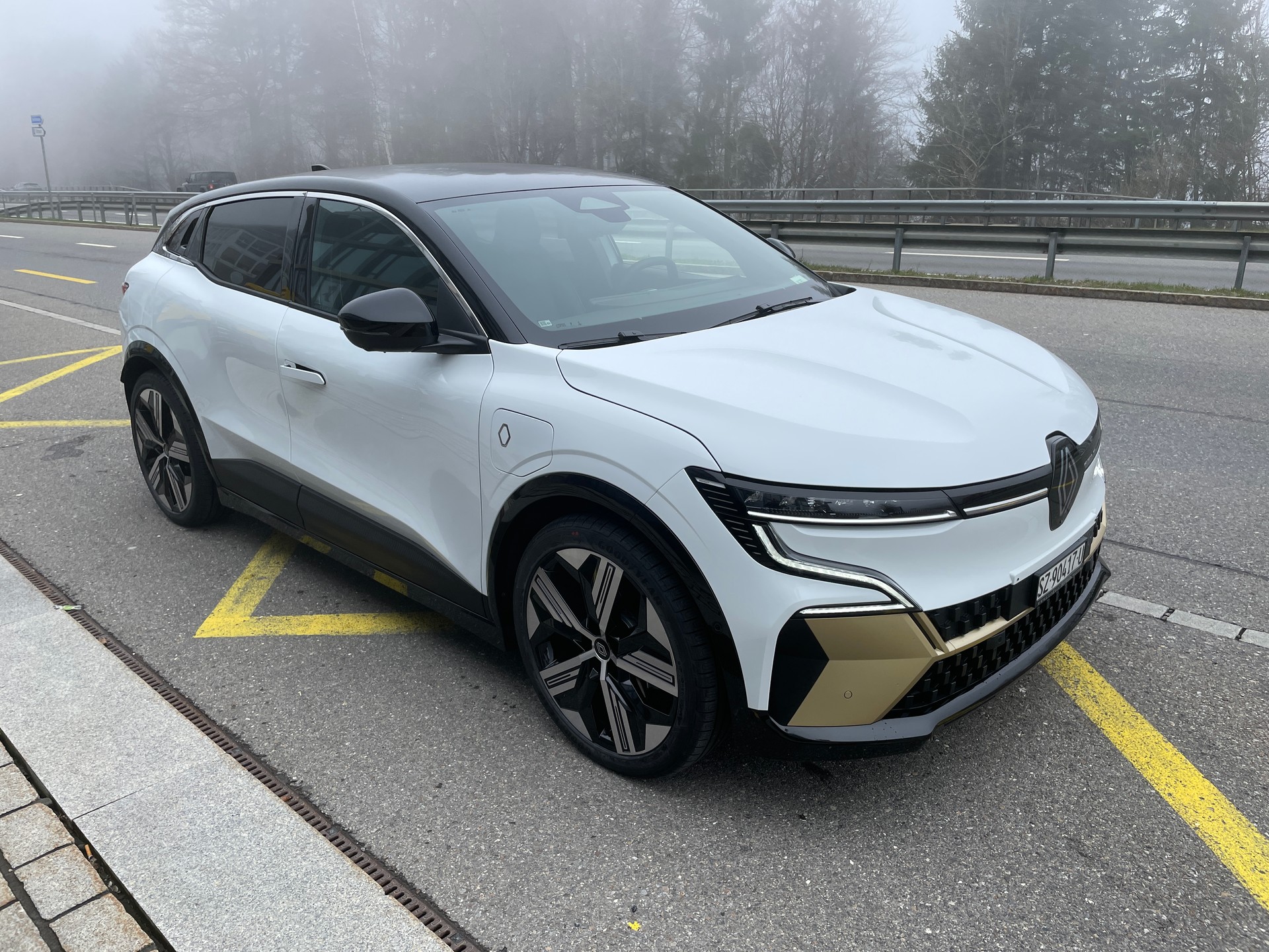 RENAULT Mégane E-TECH EV60 Iconic optimum charge-showroom-element-2