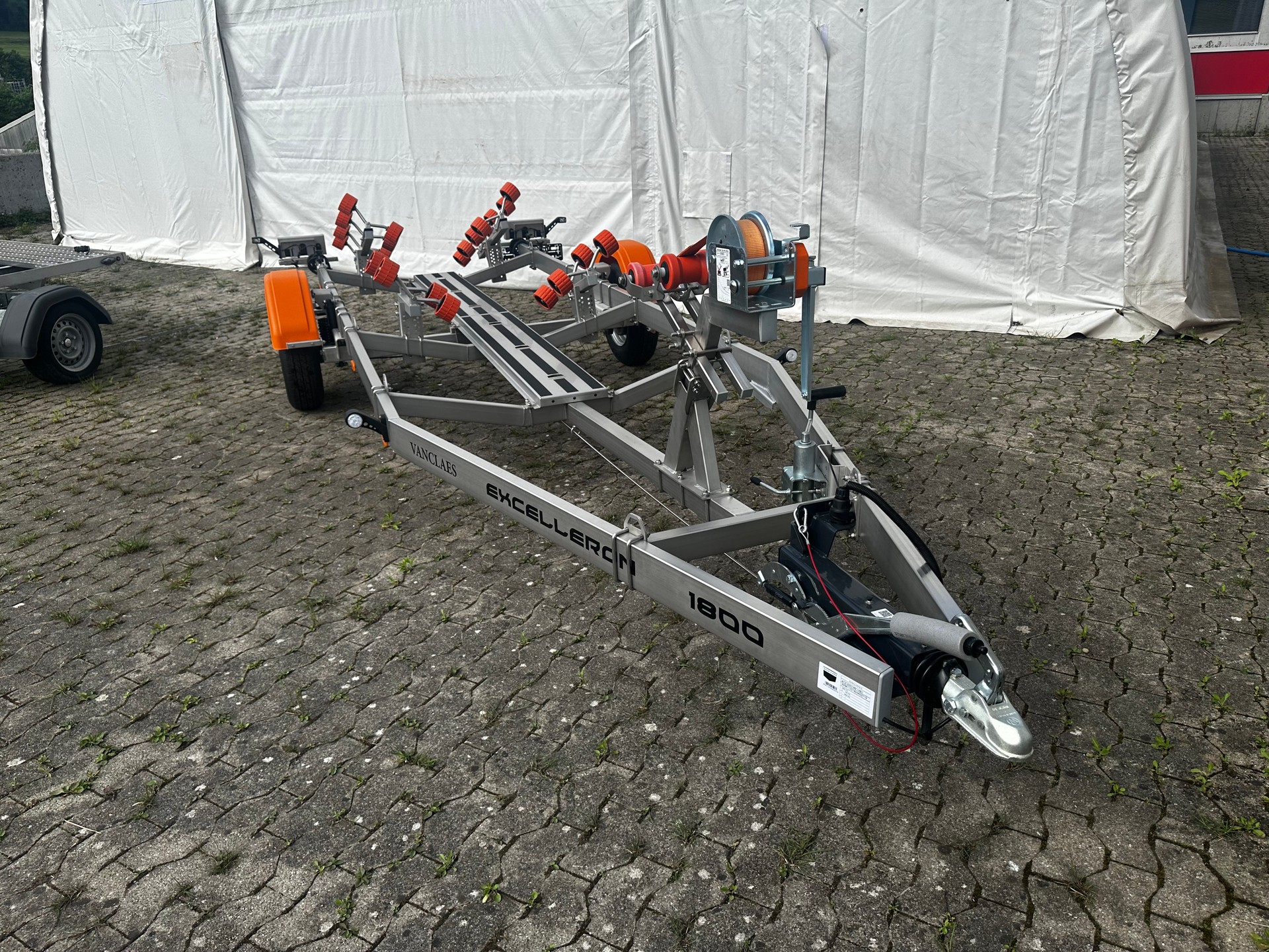 VANCLAES Excelleron Wave 1800-showroom-element-2