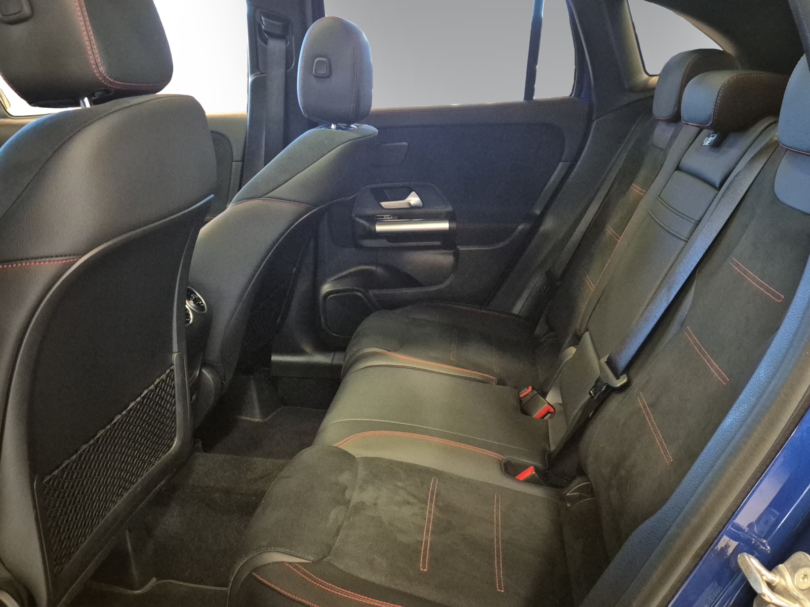 Image MERCEDES-BENZ GLA-200 GLA 200 7G-DCT