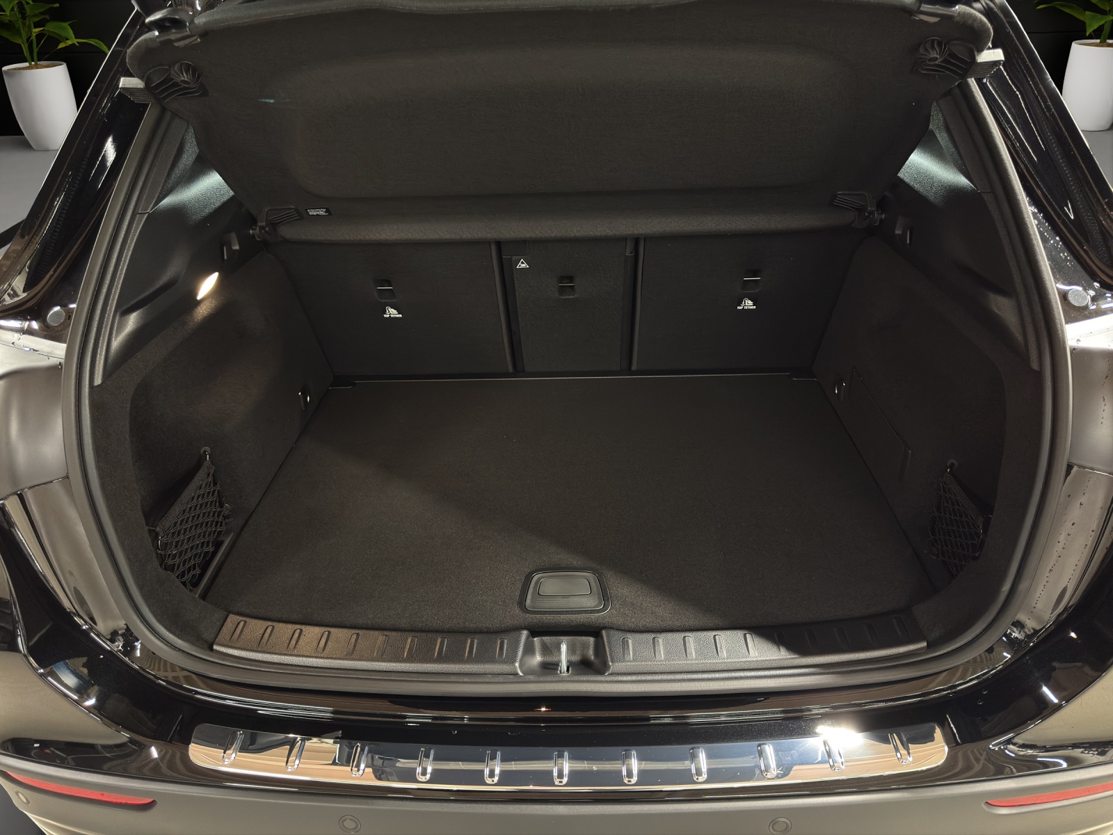 Image MERCEDES-BENZ GLA-220 GLA 220d 4Matic 8G-DCTSwiss Star