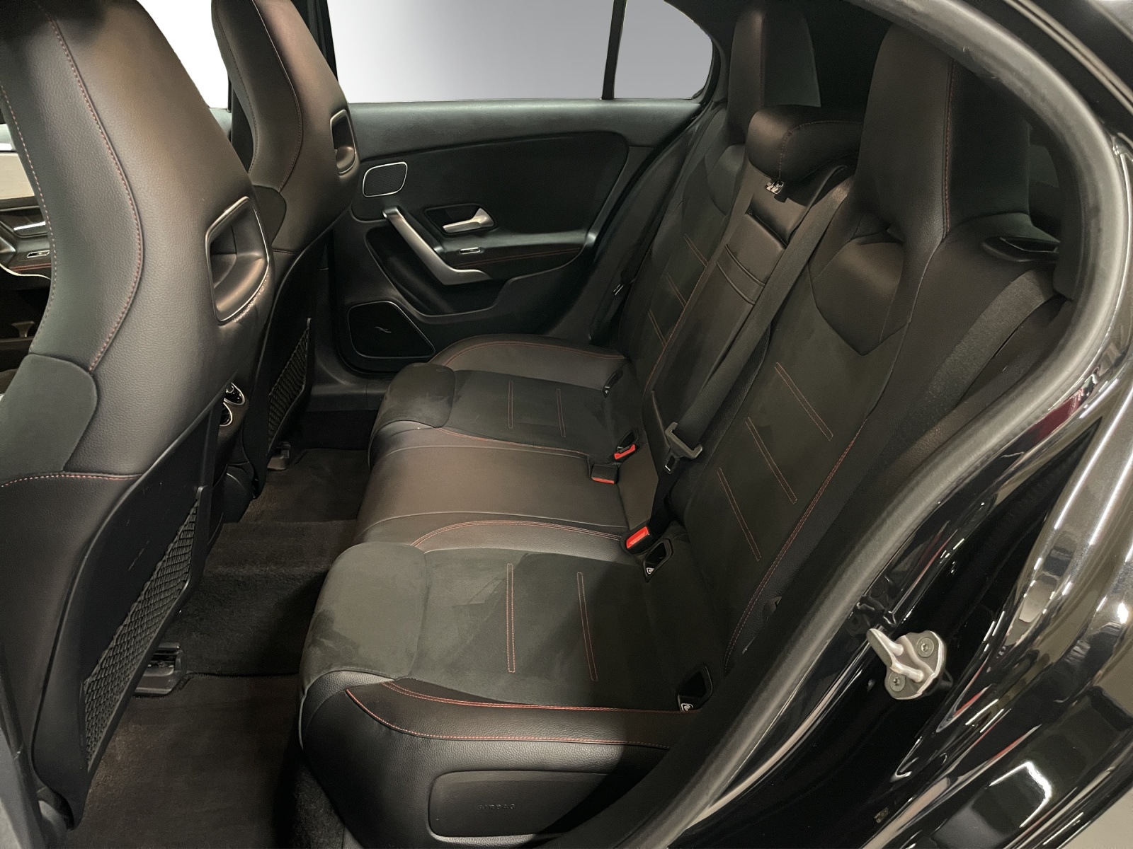 Image MERCEDES-BENZ A-250 A 250 AMG Line 4Matic