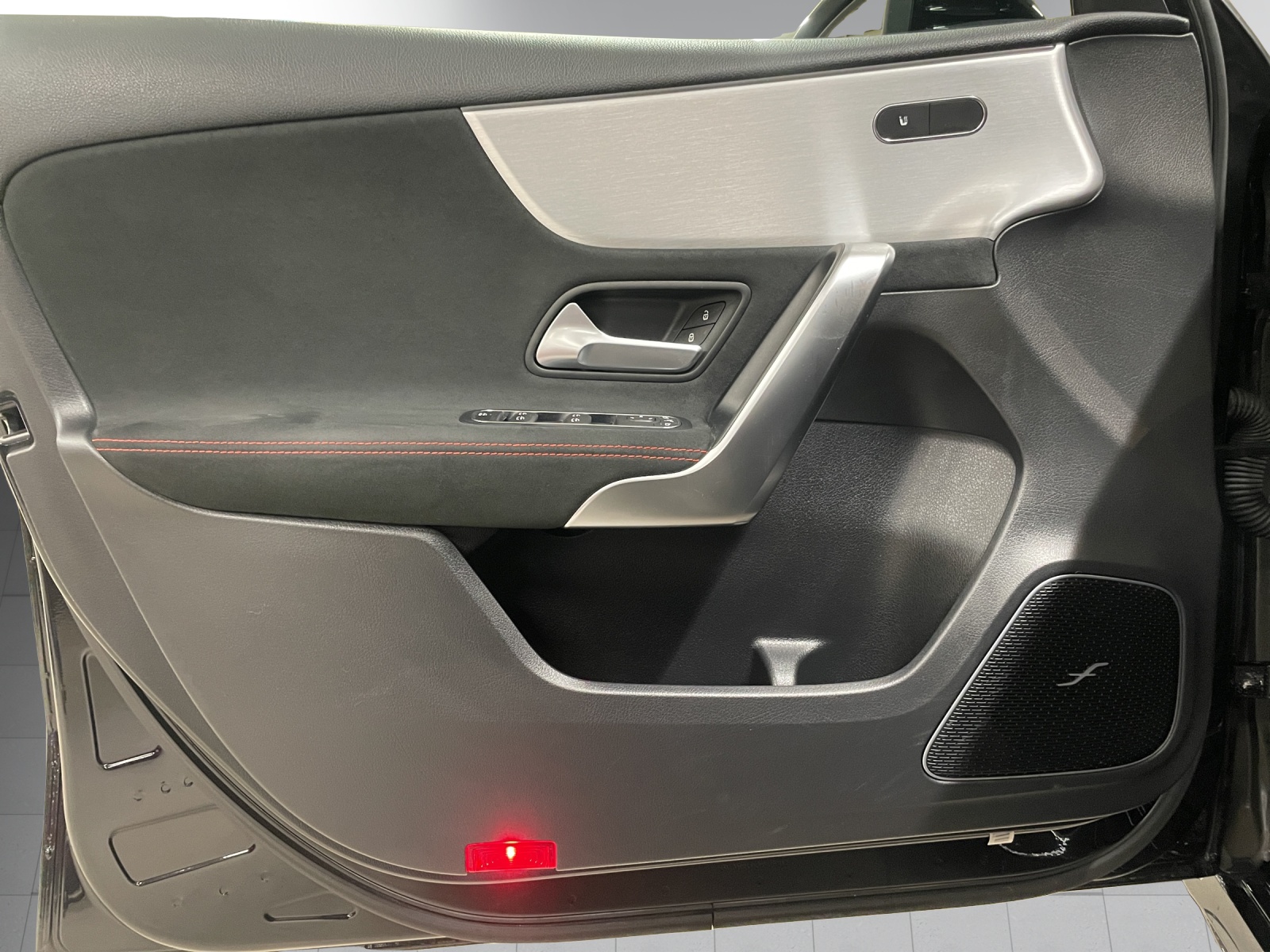 Image MERCEDES-BENZ A-250 A 250 AMG Line 4Matic