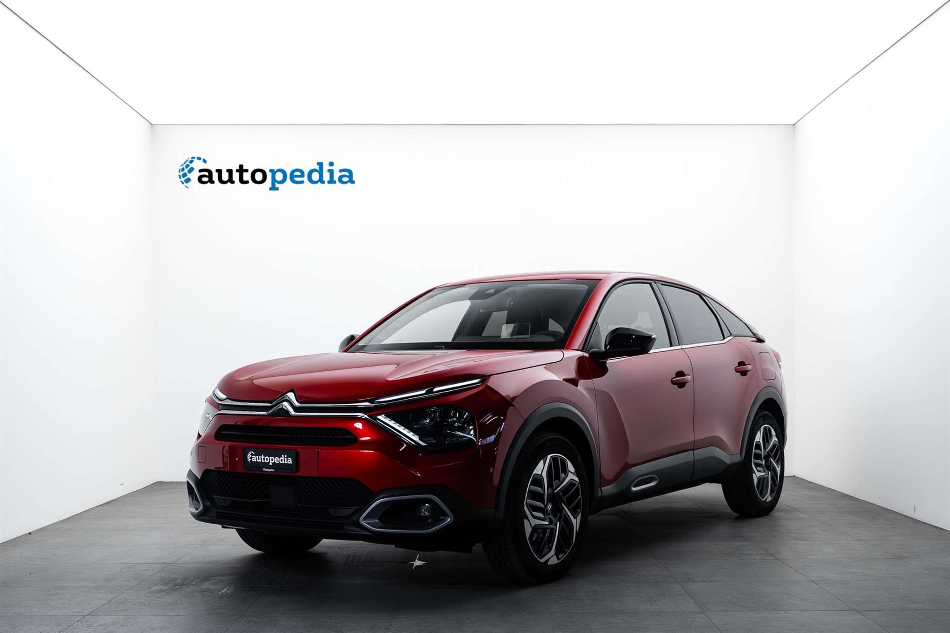 CITROEN C4 1.2 Pure Tech Shine EAT8
