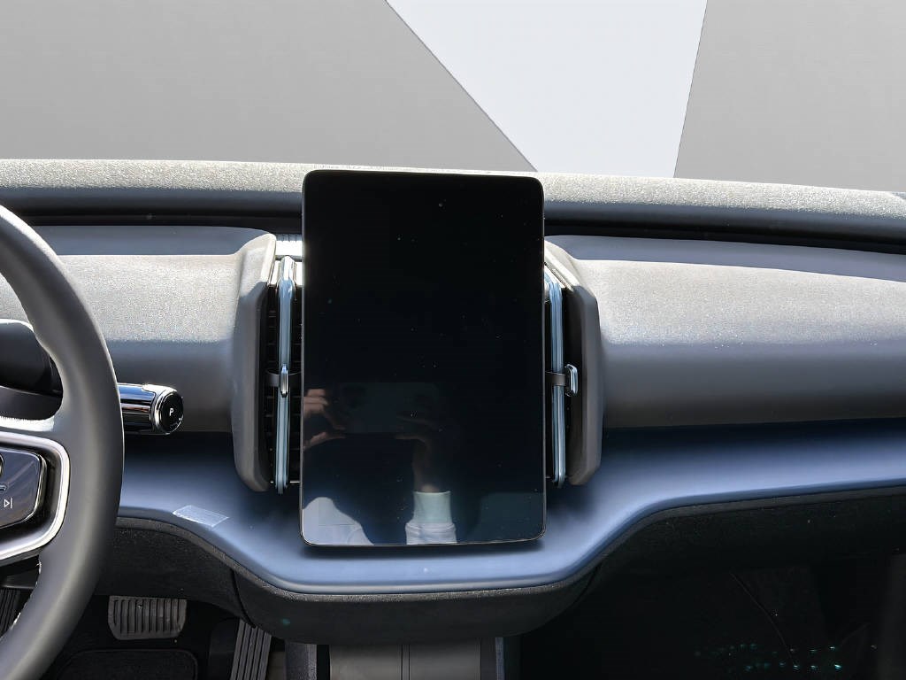 VOLVO EX30 E60 Twin Plus Performance-image-10