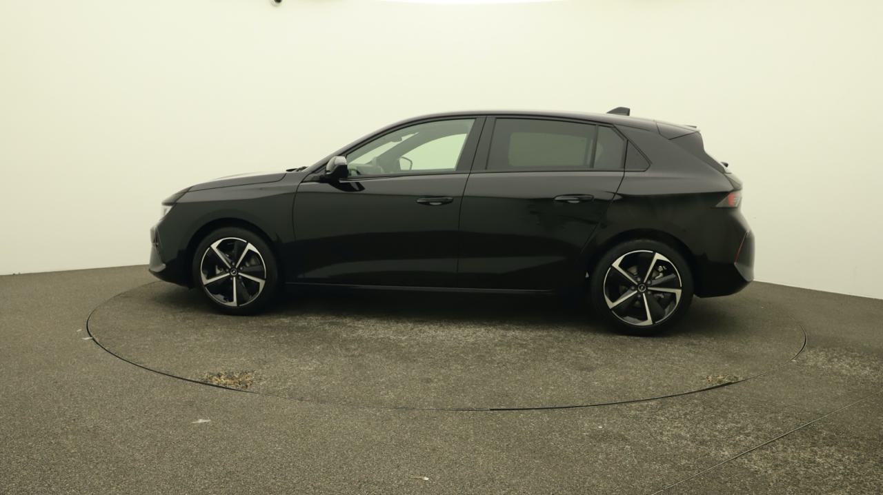 OPEL Astra 1.2i Turbo GS A-showroom-element-1
