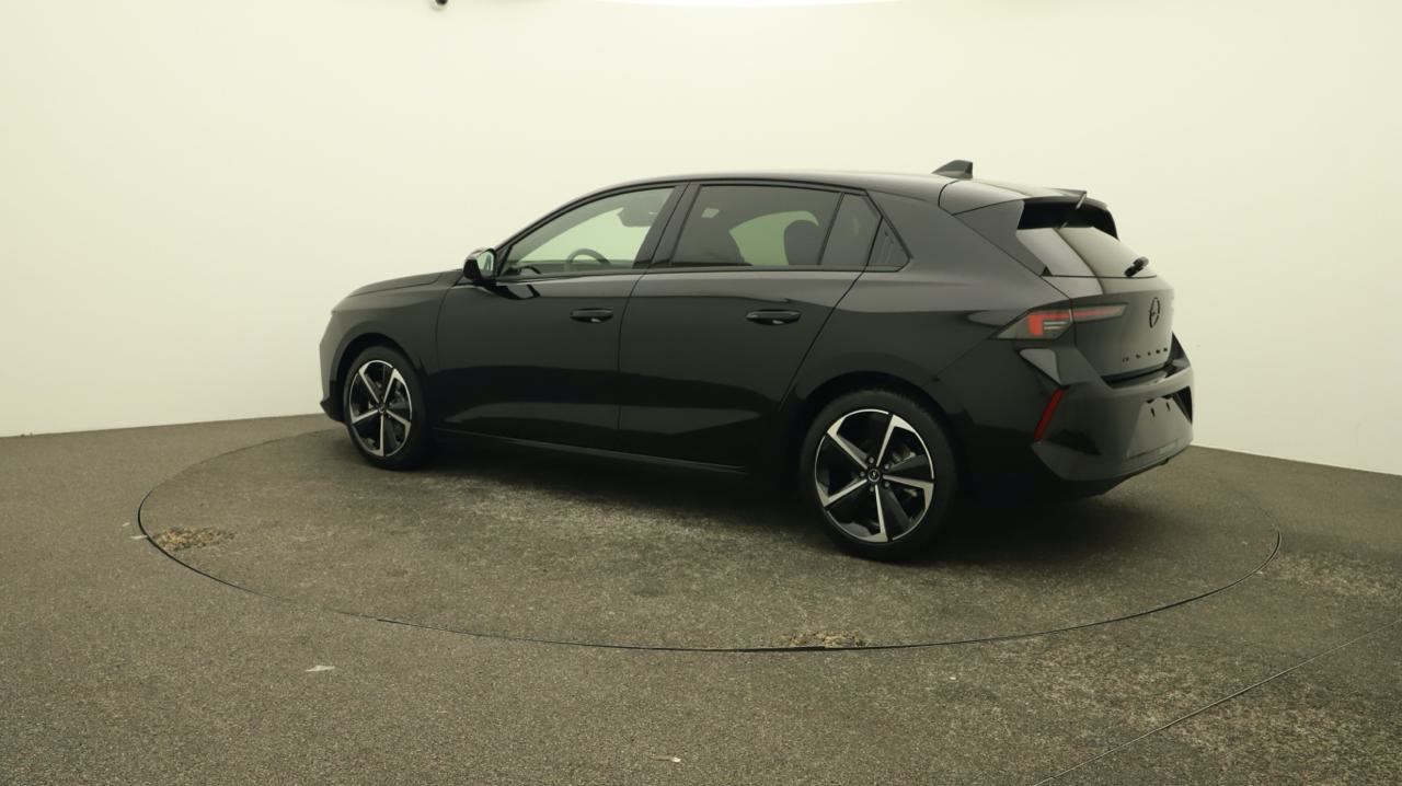 OPEL Astra 1.2i Turbo GS A-showroom-element-2