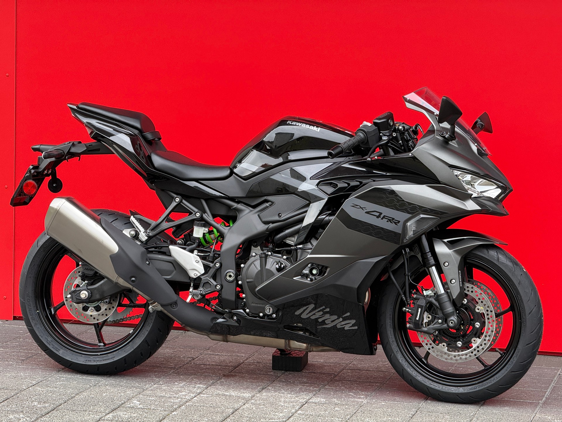 KIRA(=^・・^=) KAWASAKI Ninja ZX-4RR (35kW) MY26 Kaufen