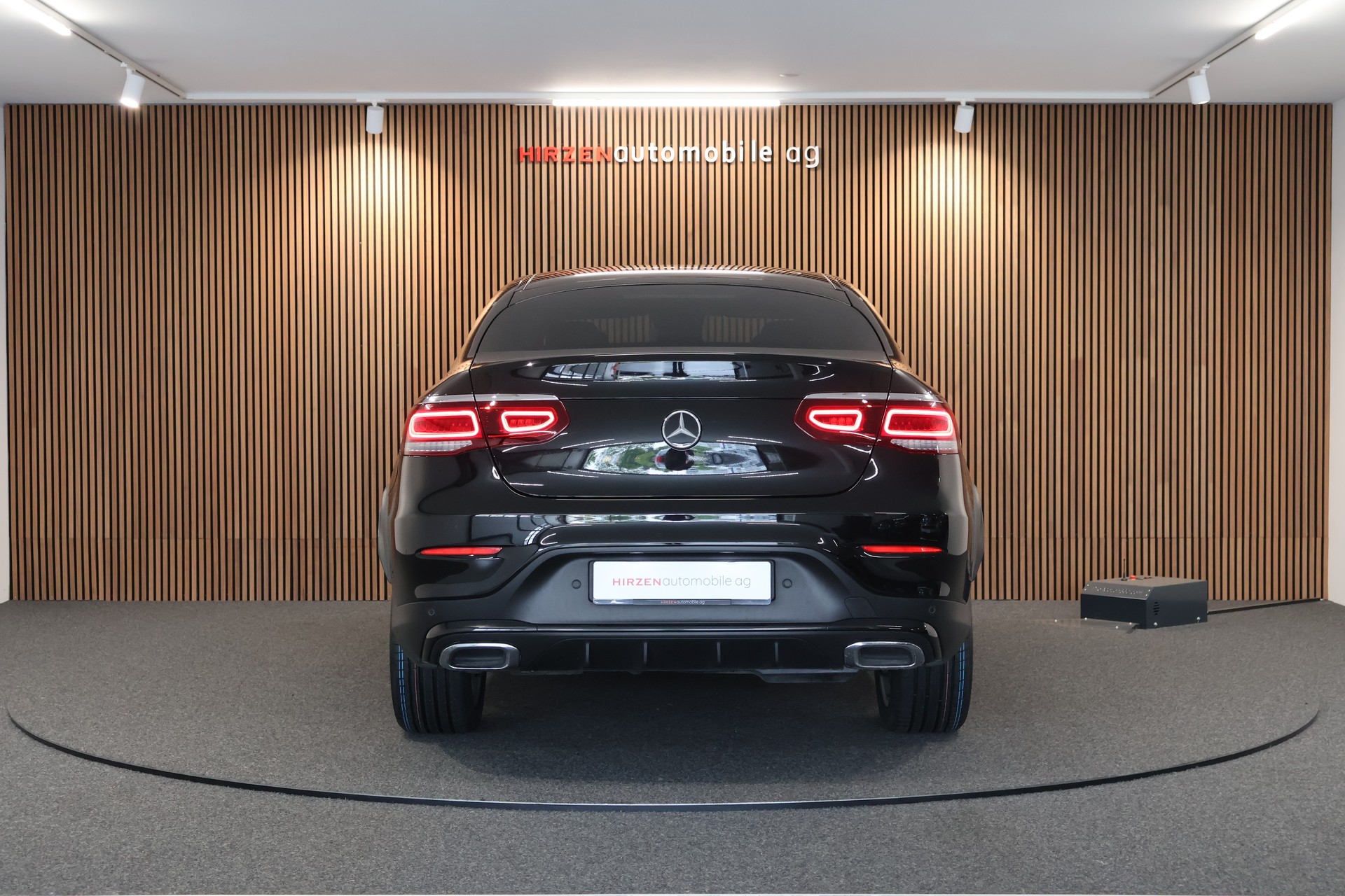 MERCEDES-BENZ GLC Coupé 220 d AMG Line 4Matic 9G-Tronic-showroom-element-3