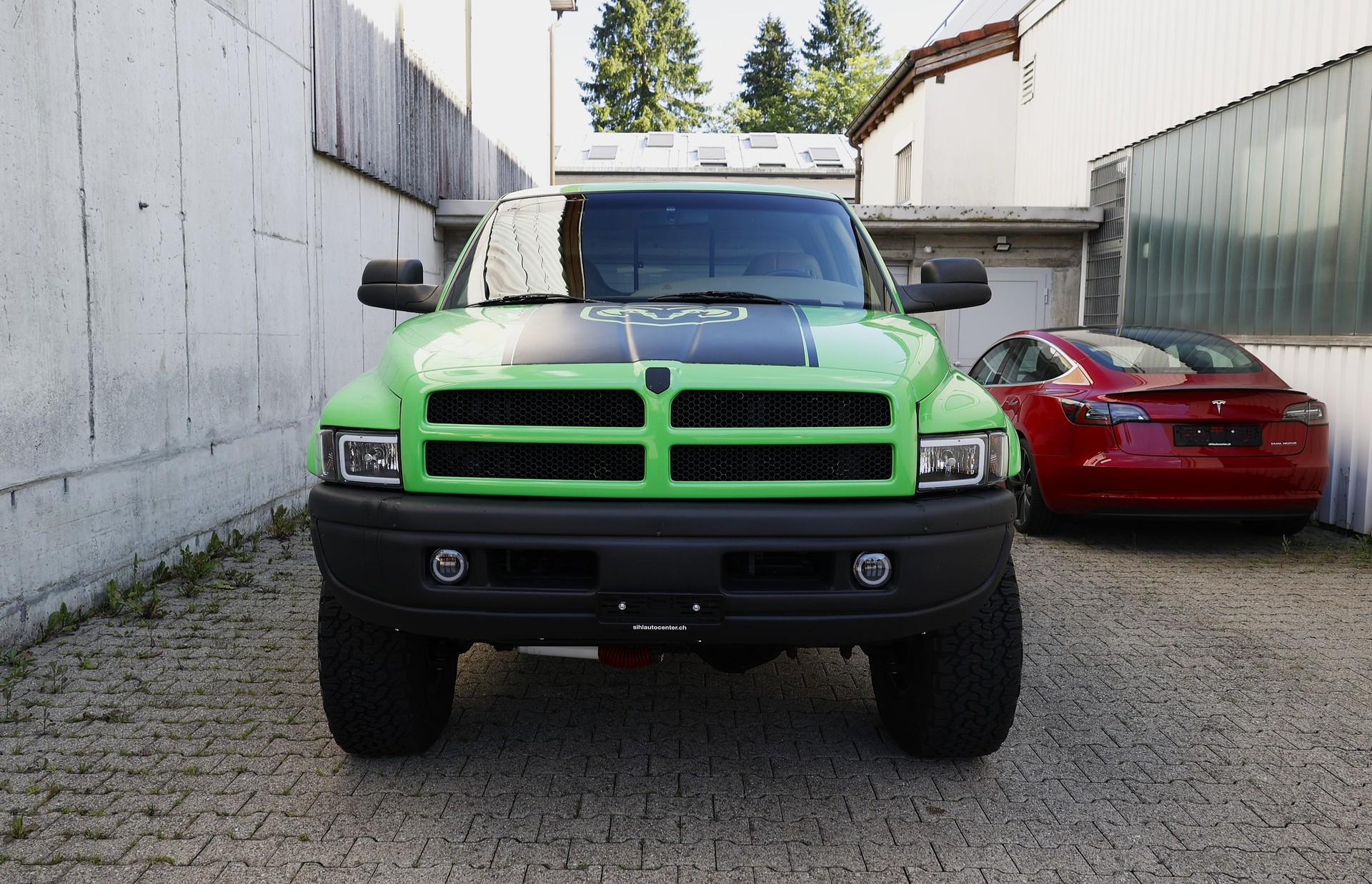 DODGE 2500-image-5