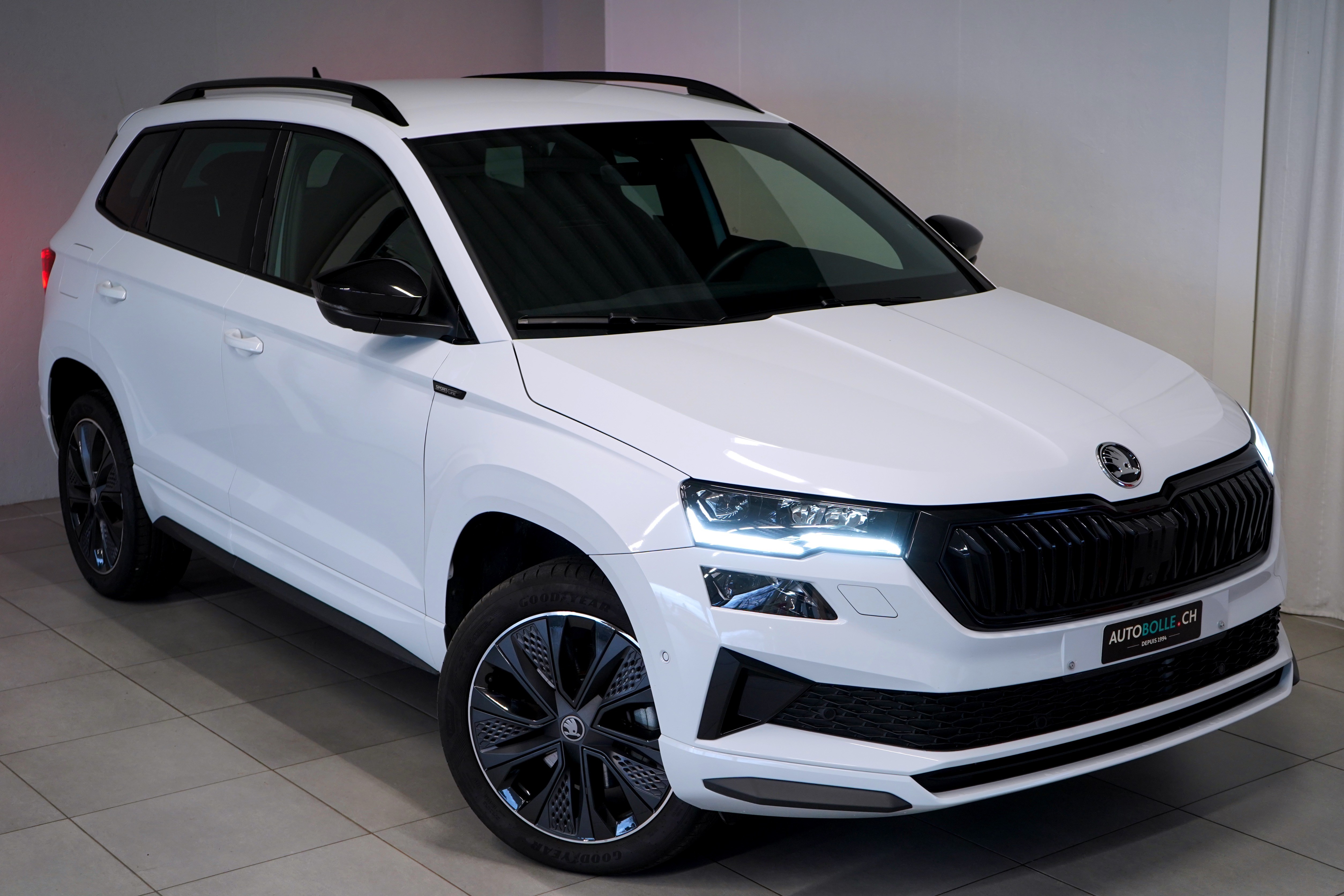 SKODA Karoq 1.5 TSI SportLine (SUV / GelÃ¤ndewagen)