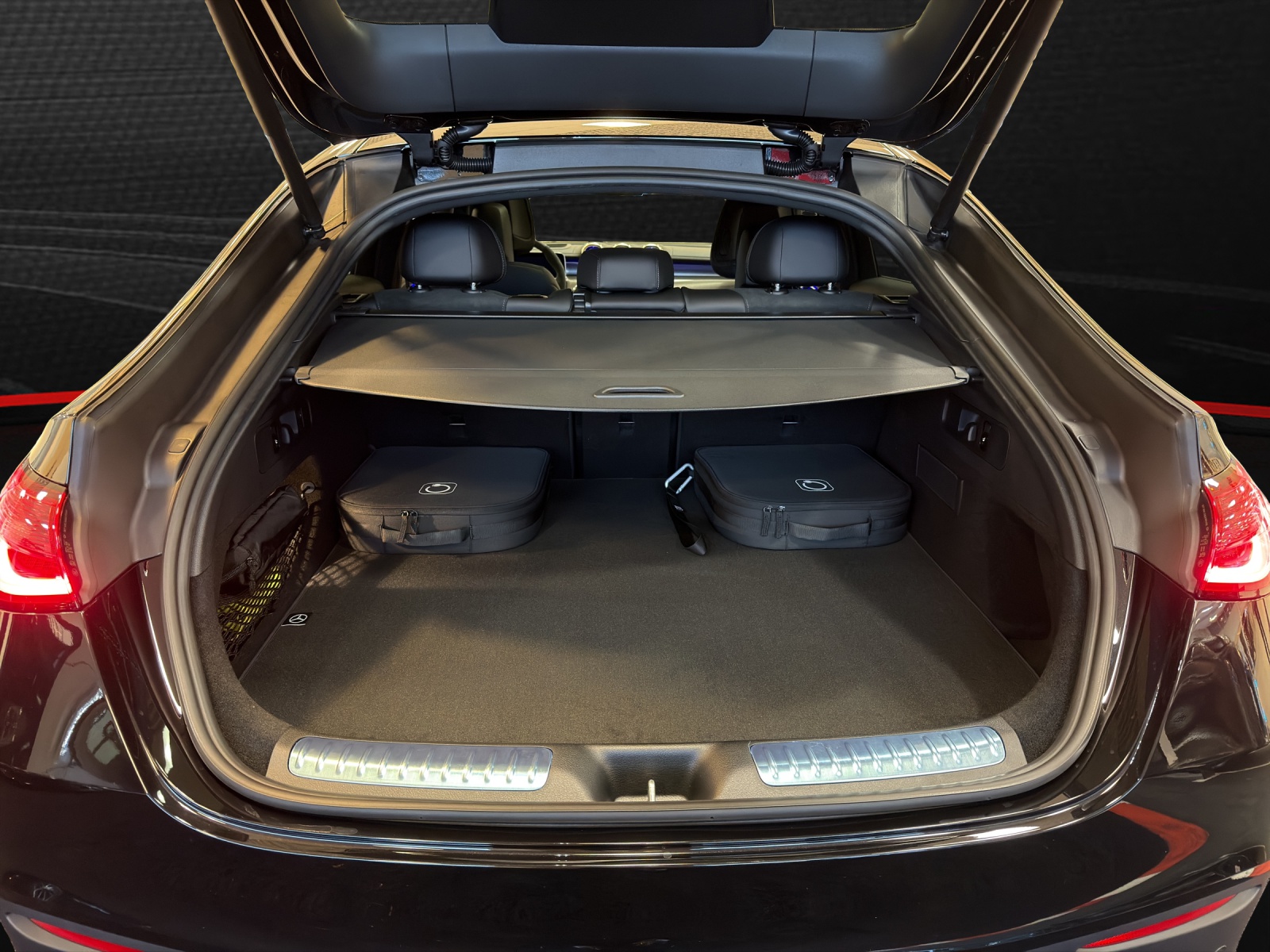 Image MERCEDES-BENZ GLC-63-AMG GLC Coupé 63 S e AMG Executive Edition 4Matic 9G-Tronic