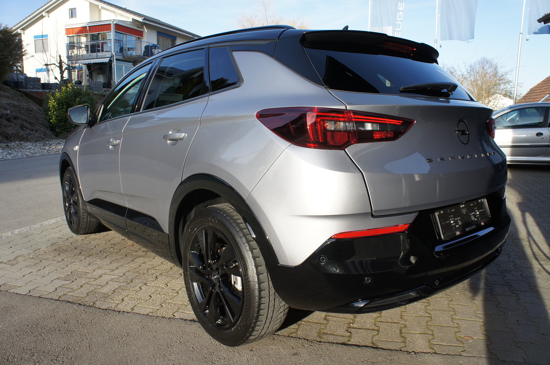 OPEL Grandland 1.2i TP GS Blitz Automatik-showroom-element-2