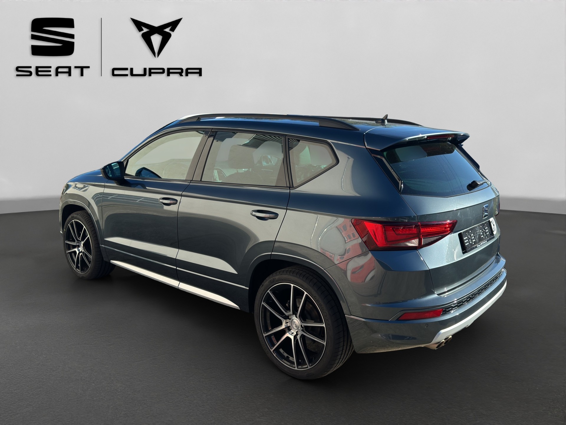 SEAT Ateca 2.0 TSI FR 4Drive DSG-showroom-element-3