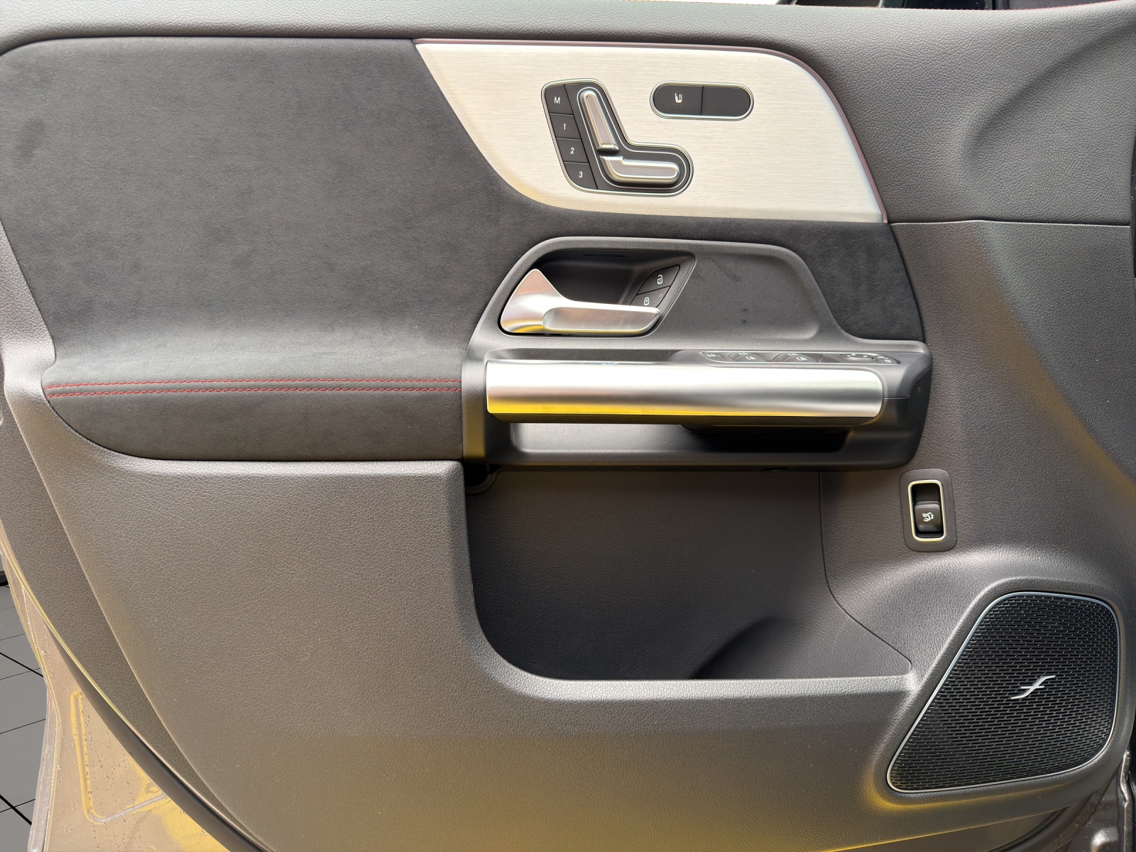 Image MERCEDES-BENZ EQA-350 EQA 350 66,5 kWh 4Matic Excellence